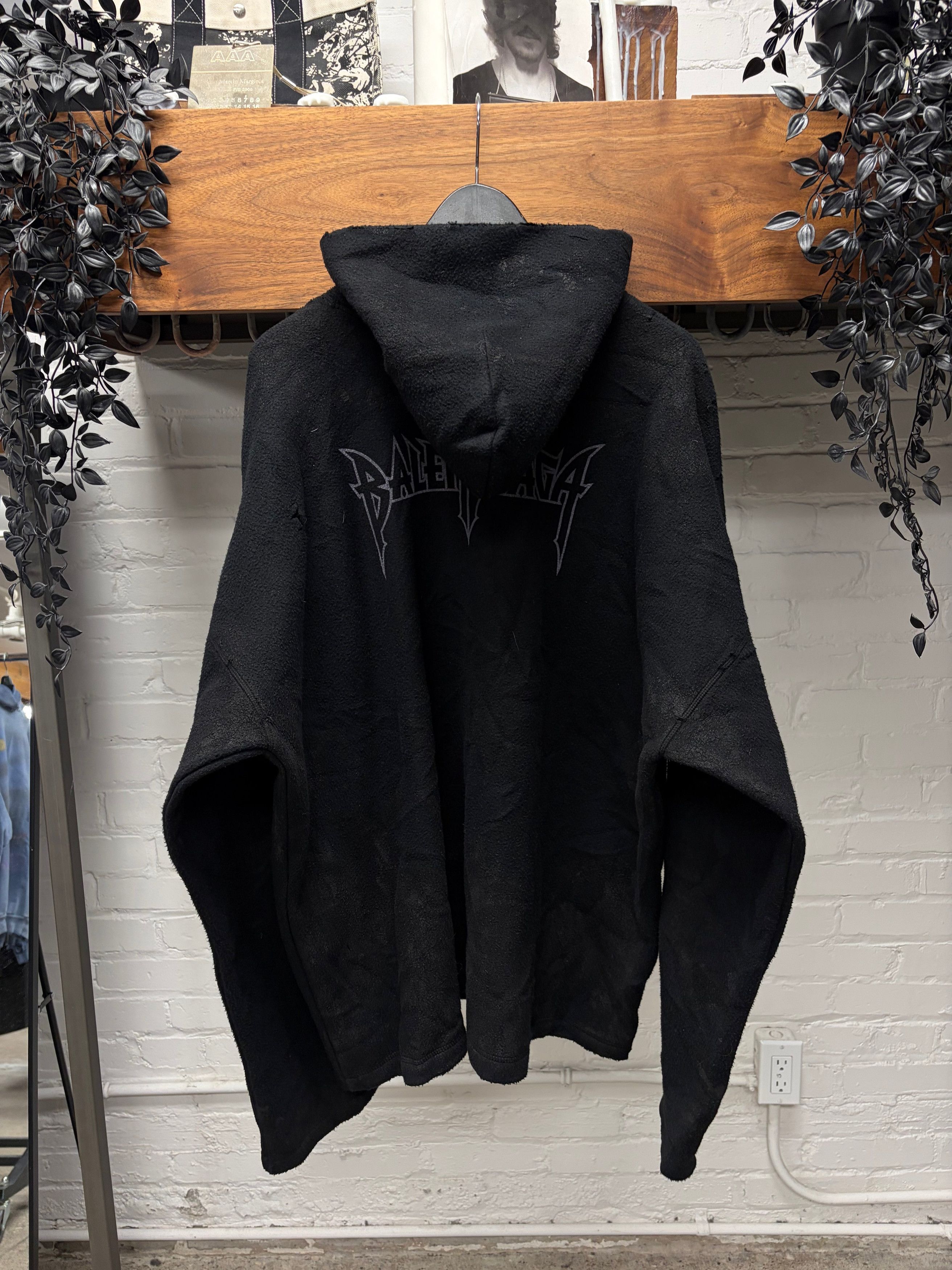 Balenciaga AW2023 Balenciaga ‘Paris Moon/Heavy Metal’ Black Fleece Pullover Hoodie Size US L / EU 52-54 / 3 - 4 Thumbnail