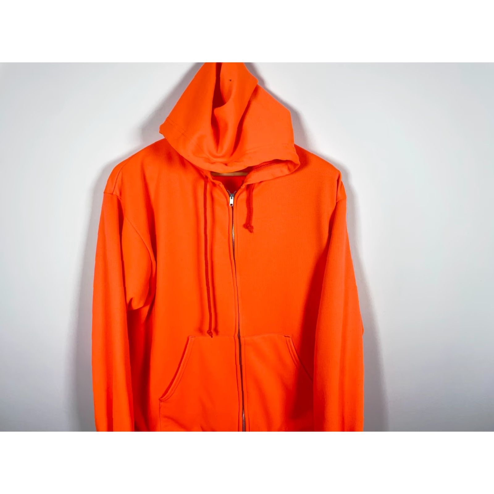 Vintage VINTAGE 80s Thermal Lined Zip Up Hoodie Men's Large Blaze Orange Lightweight Polyester Hoodie Men Large Orange 80s Retro Size US L / EU 52-54 / 3 - 4 Thumbnail