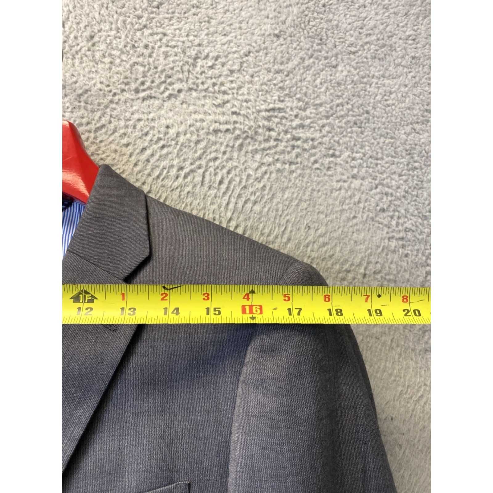 Tommy Hilfiger TOMMY HILFIGER Men's Gray Modern Fit Tuxedo Suit 40R Jacket & 34x32 Pants - Solid Wool Blend - Two Button - Sports Theme Size 40R - 7 Thumbnail