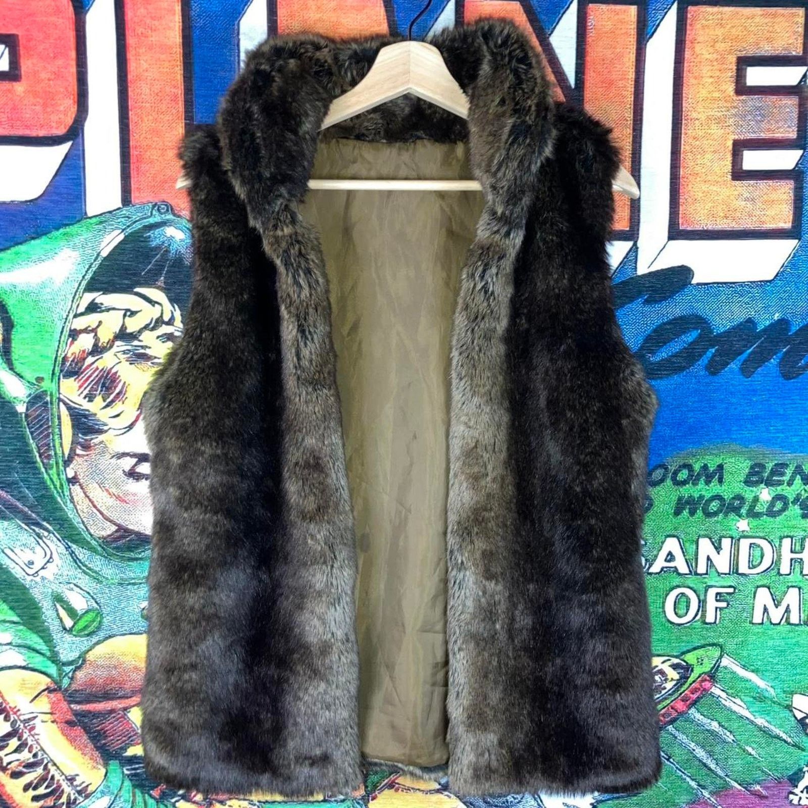 Abercrombie & Fitch Y2K Style Abercrombie & Fitch Brown Faux Fur Vest Size S/M Size S / US 4 / IT 40 - 1 Thumbnail