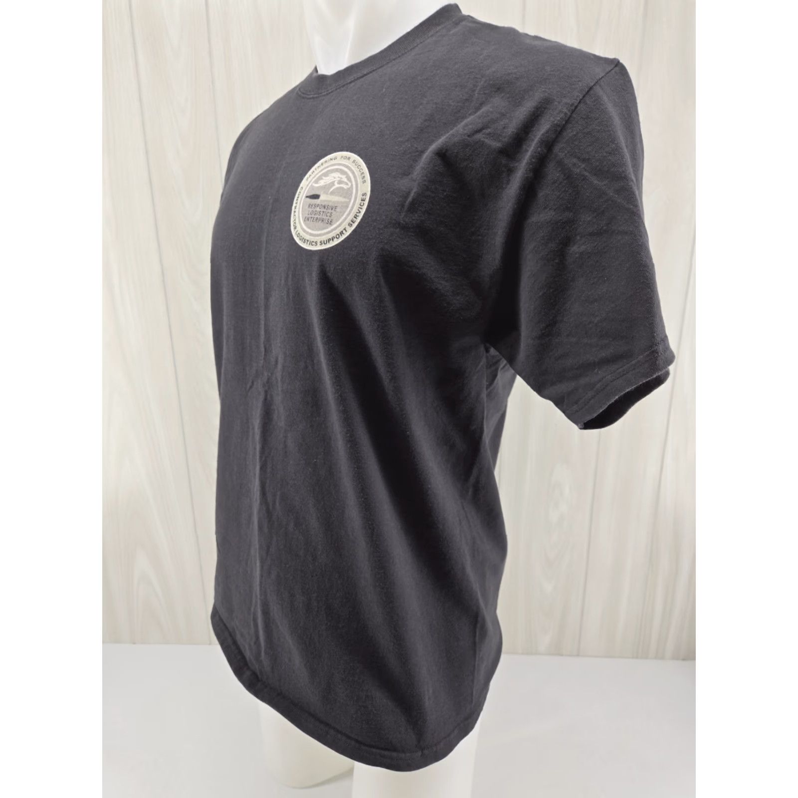 Port & Company Port & Company Responsive Logistics Enterprise Helicopter Mens T-Shirt Large Black Short Sleeve Shirt Size US L / EU 52-54 / 3 - 4 Thumbnail