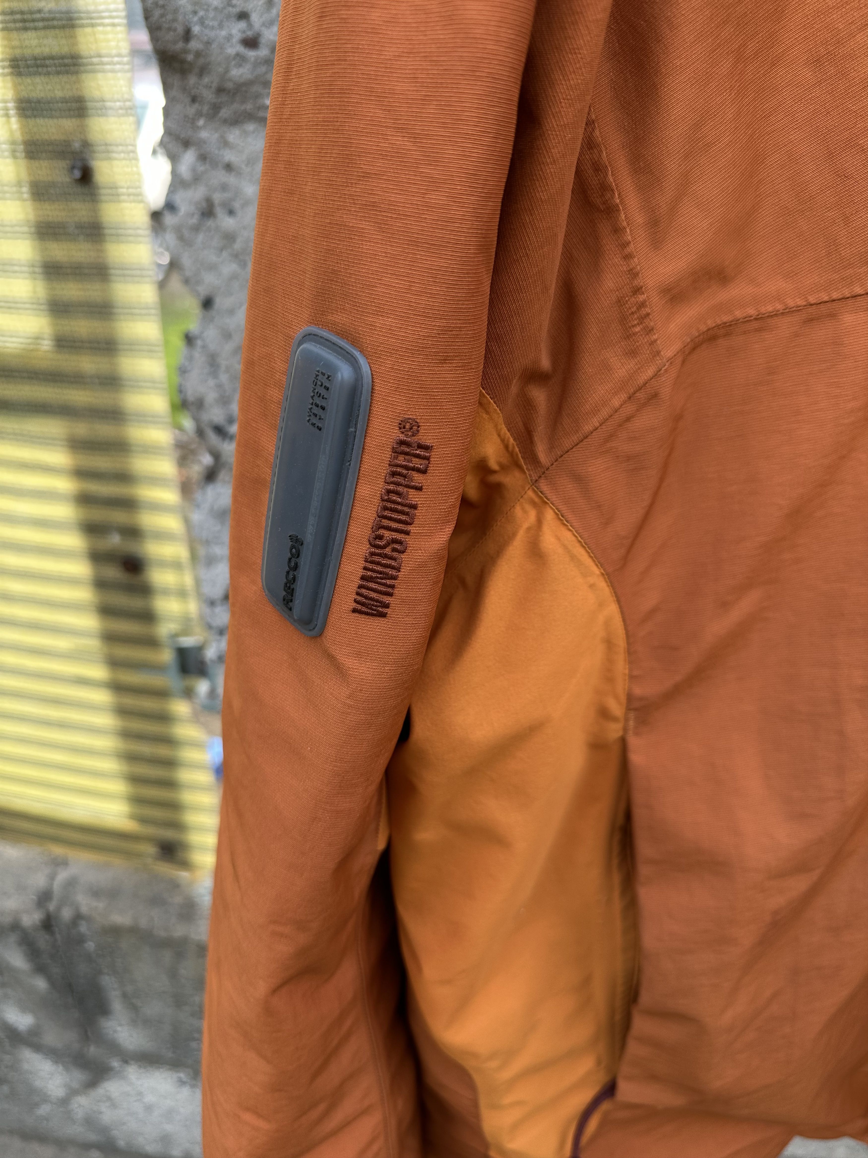 Arc'teryx Rare 2000s Arc’teryx RECCO Primaloft Windstopper Tech Size US M / EU 48-50 / 2 - 5 Thumbnail