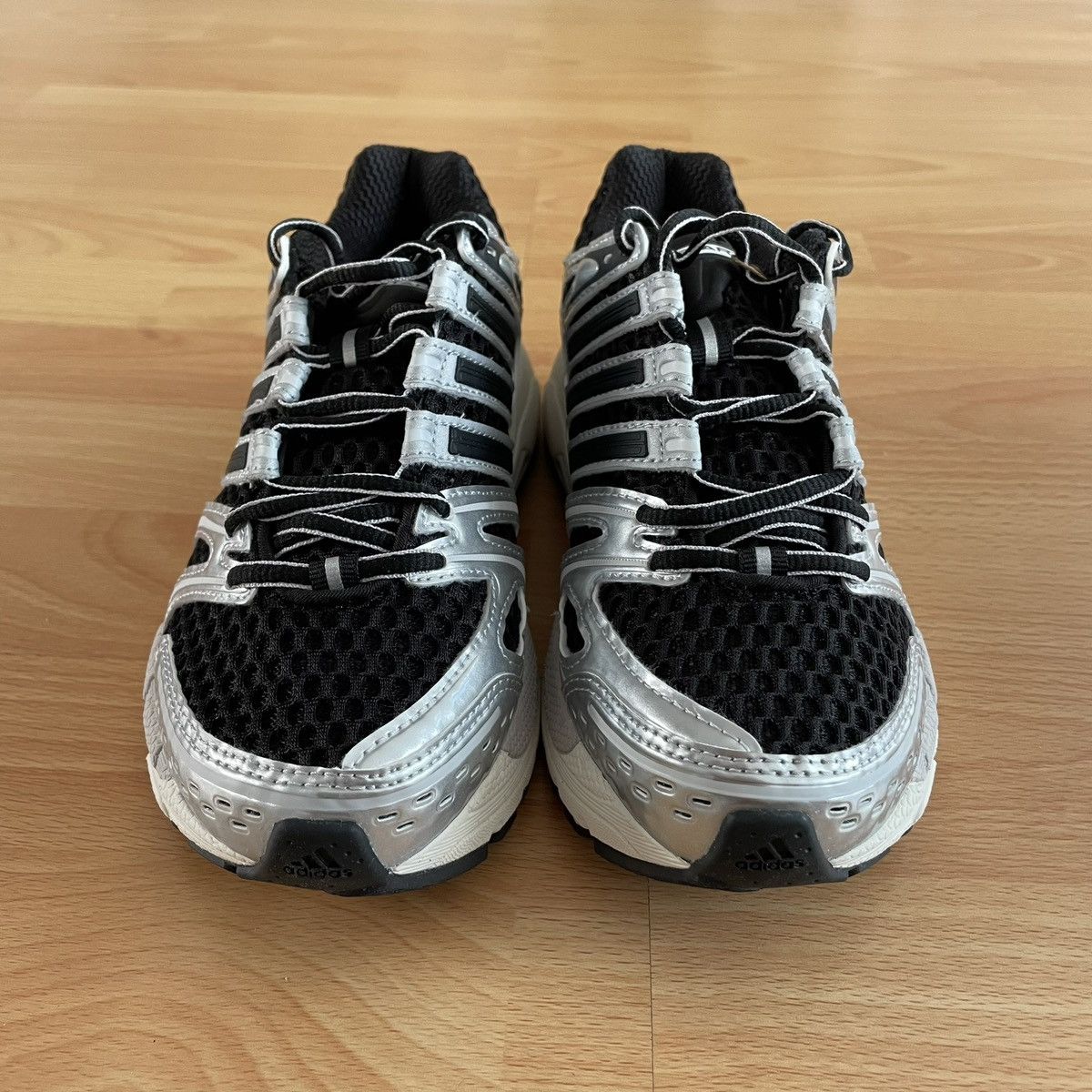Adidas Adistar Control 5 black sneaker Size US 5 / IT 35 - 7 Thumbnail
