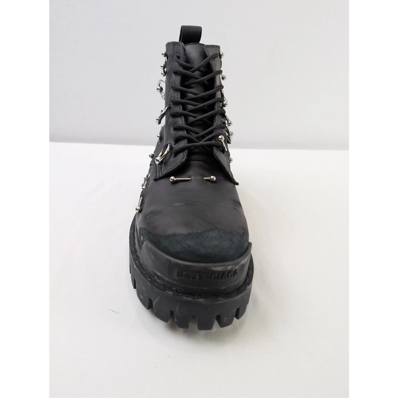 Balenciaga o1rshd1 Leather Strike Piercing Boots in Black/Silver Size US 8 / EU 41 - 10 Thumbnail
