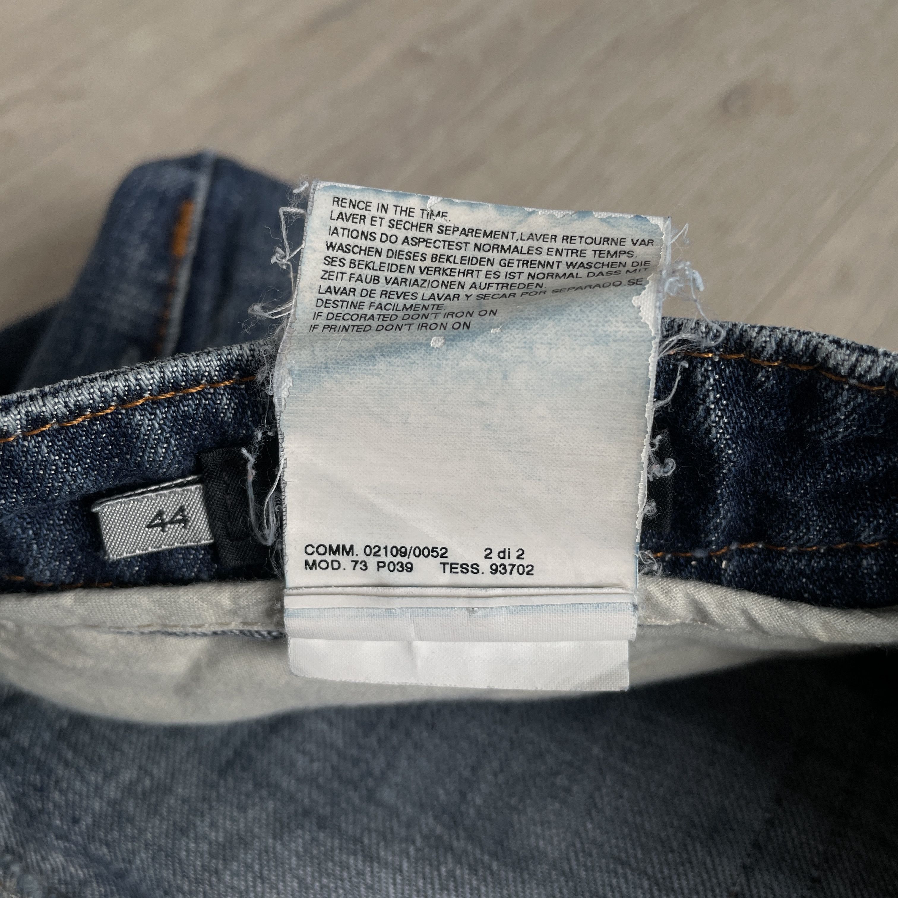 Dsquared2 Dsquared2 AW05 skull stud jeans Size 29" - 11 Thumbnail