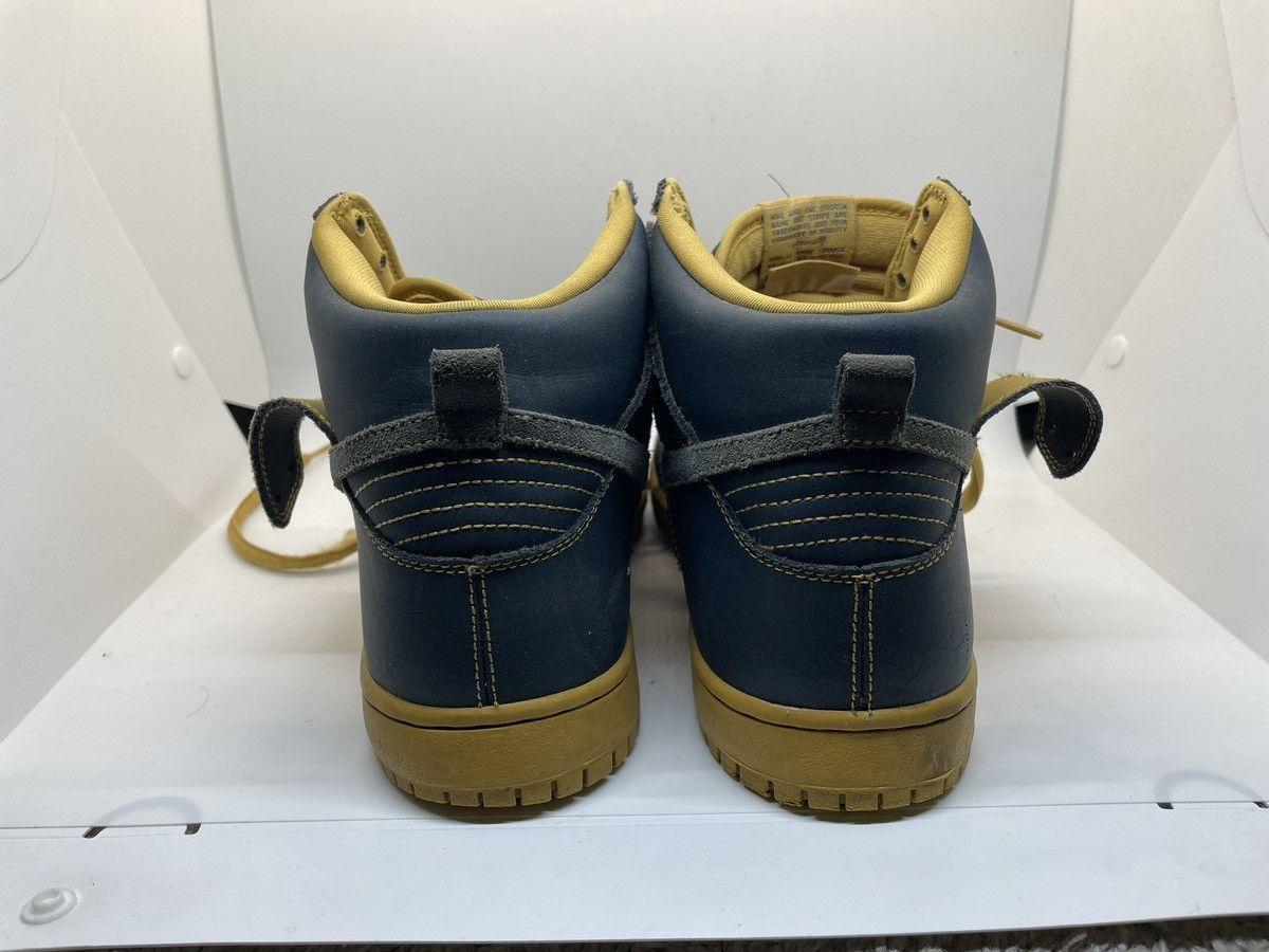Nike *RARE*NIKE SB DUNK HIGH GOLDEN STRAW ANTHRACITE Size US 9.5 / EU 42-43 - 2 Thumbnail