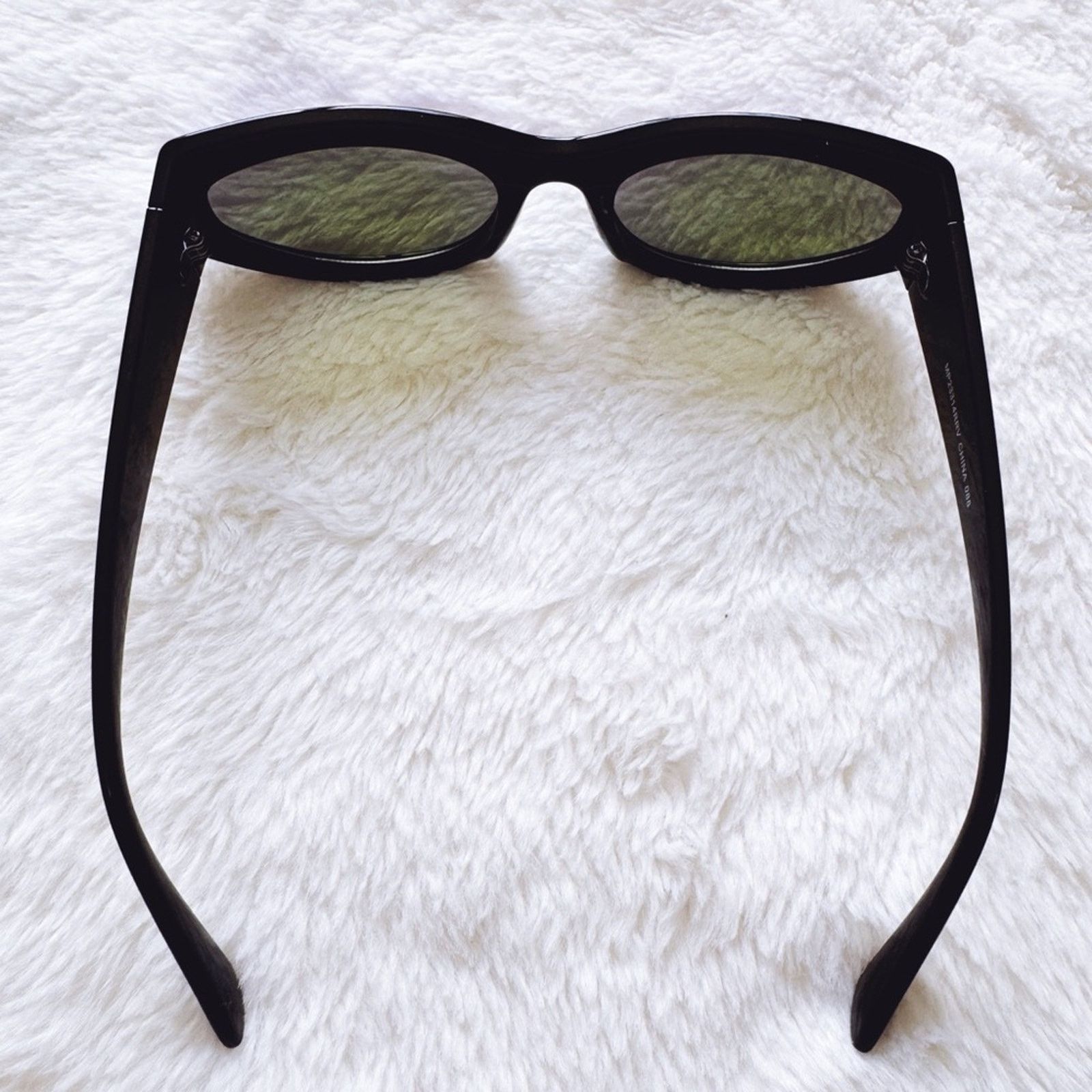 Other Faye Mirrored Purple with Black Rim Sunglasses Size ONE SIZE - 13 Thumbnail