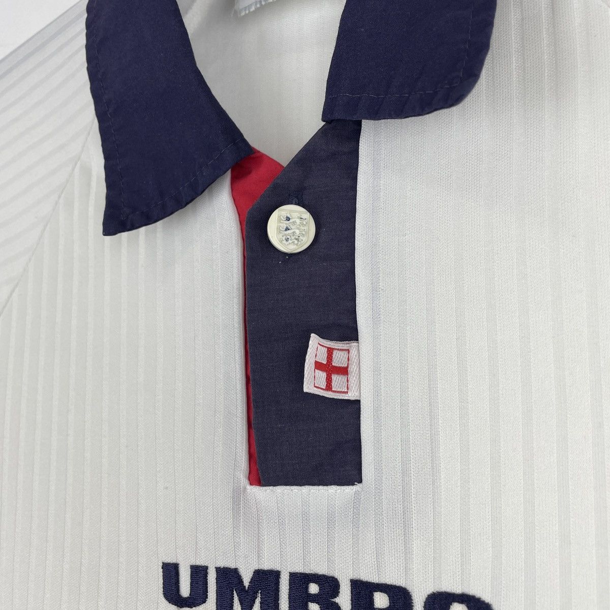Umbro Vintage England Umbro Home Jersey Shirt 1997/1999 Size M Size US M / EU 48-50 / 2 - 4 Thumbnail
