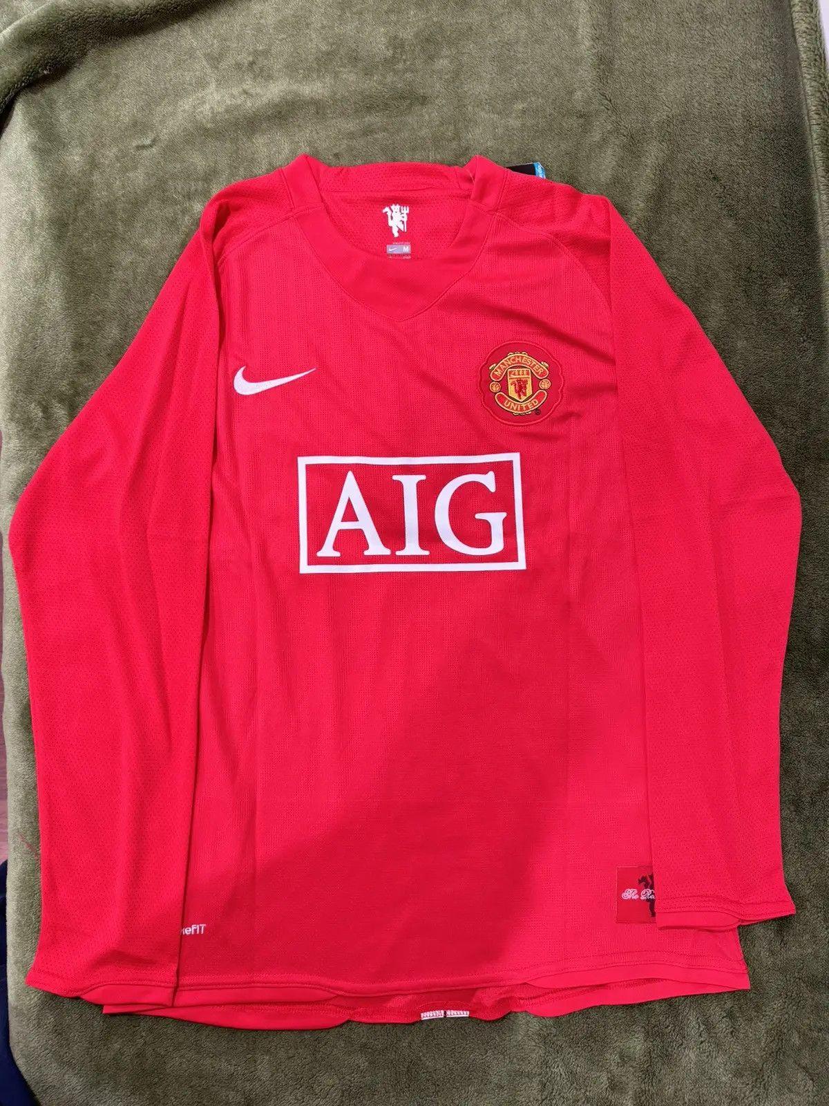 Nike Manchester united 2008 UCL Final - Ronaldo - M Size US M / EU 48-50 / 2 - 2 Thumbnail