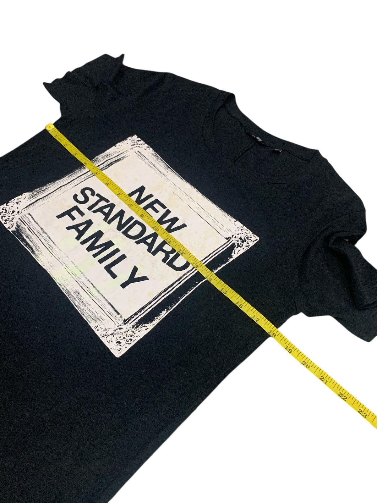 Undercover × Uniqlo Uniqlo X Undercover "New Standard Family" T Shirt Size US M / EU 48-50 / 2 - 6 Thumbnail
