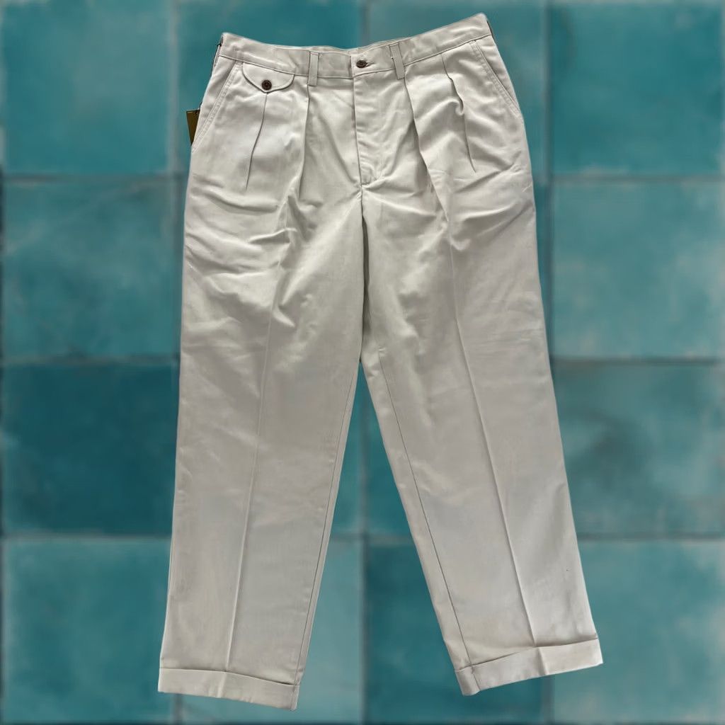 Savane Savane Khaki Pants Mens 36x29 Gray Pleated Classic Tapered Leg Wrinkle Resist Size US 36 / EU 52 - 1 Thumbnail