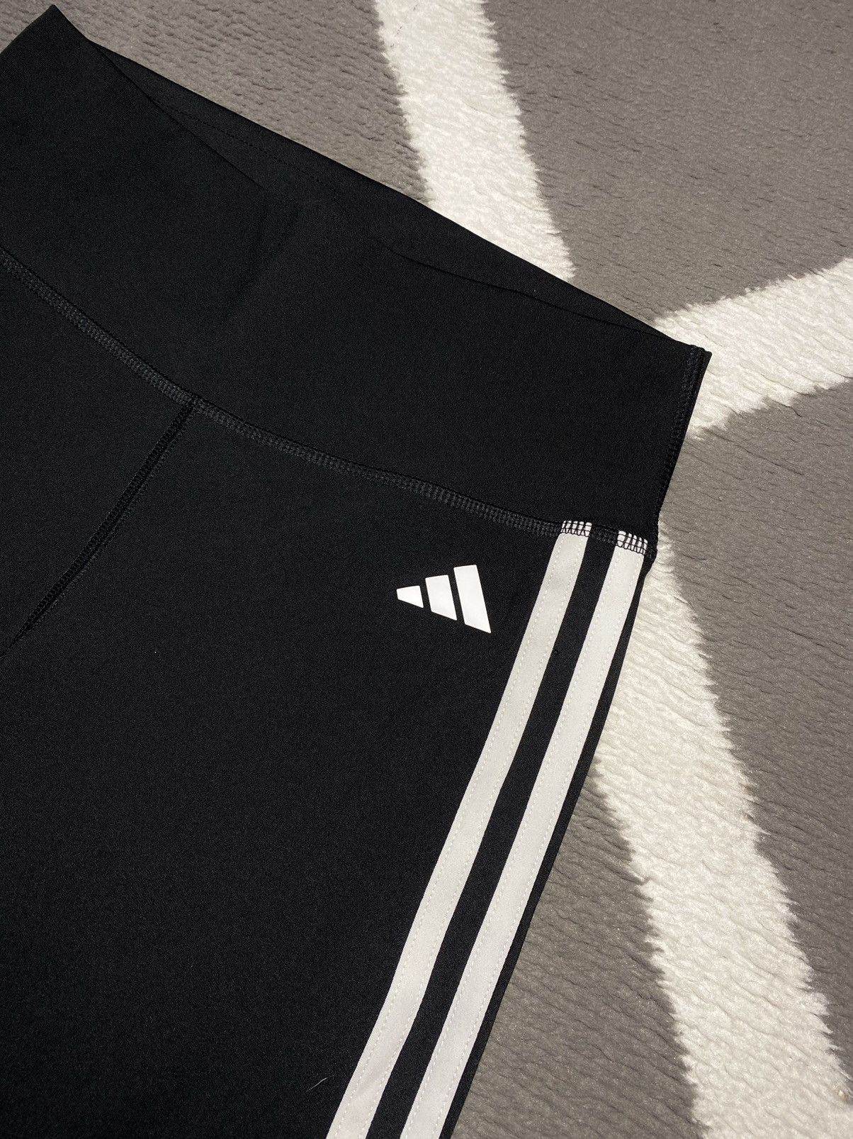 Adidas Adidas Training Essentials Flared women’s pants Size 27" / US 4 / IT 40 - 8 Thumbnail