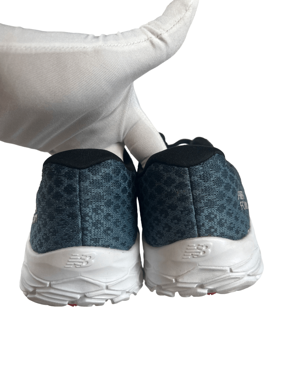 New Balance New Balance Fresh Foam Beacon Sneakers 10.5us Size US 10.5 / EU 43-44 - 3 Thumbnail