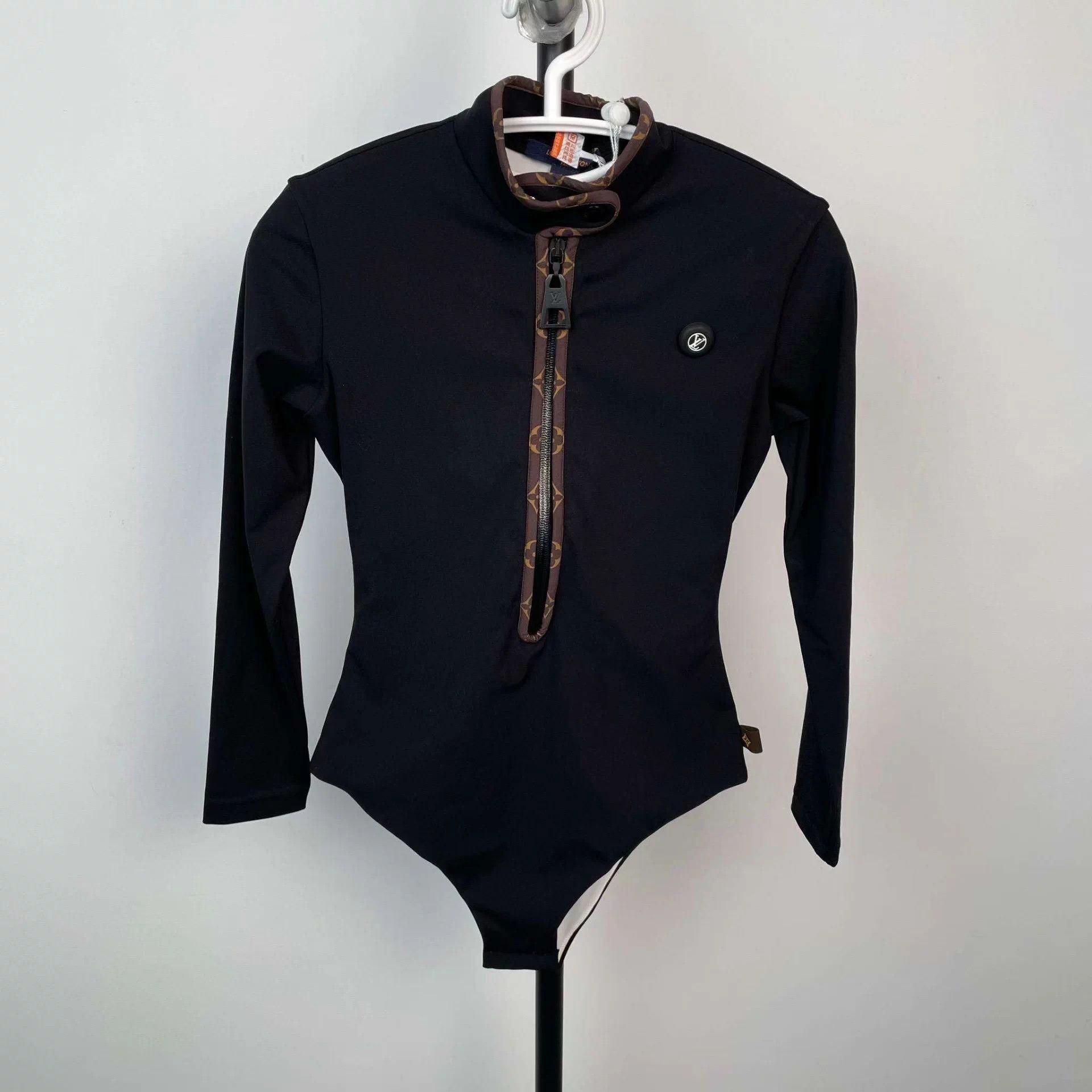 LV casual romper 34