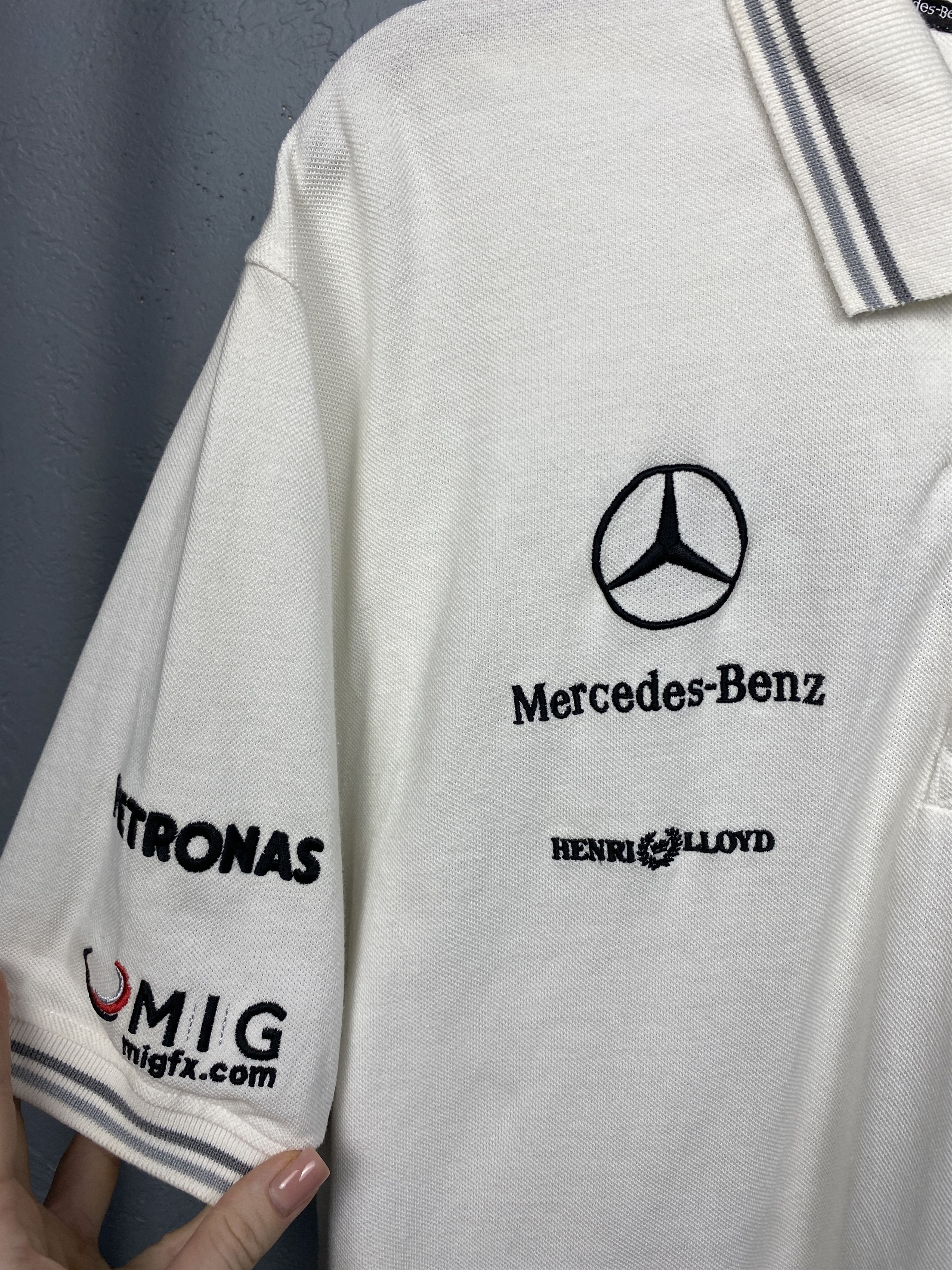 Henri Lloyd × Mercedes-Benz Mercedes Benz Henri Lloyd Petronas Formula 1 Team Polo Shirt Size US XL / EU 56 / 4 - 4 Thumbnail