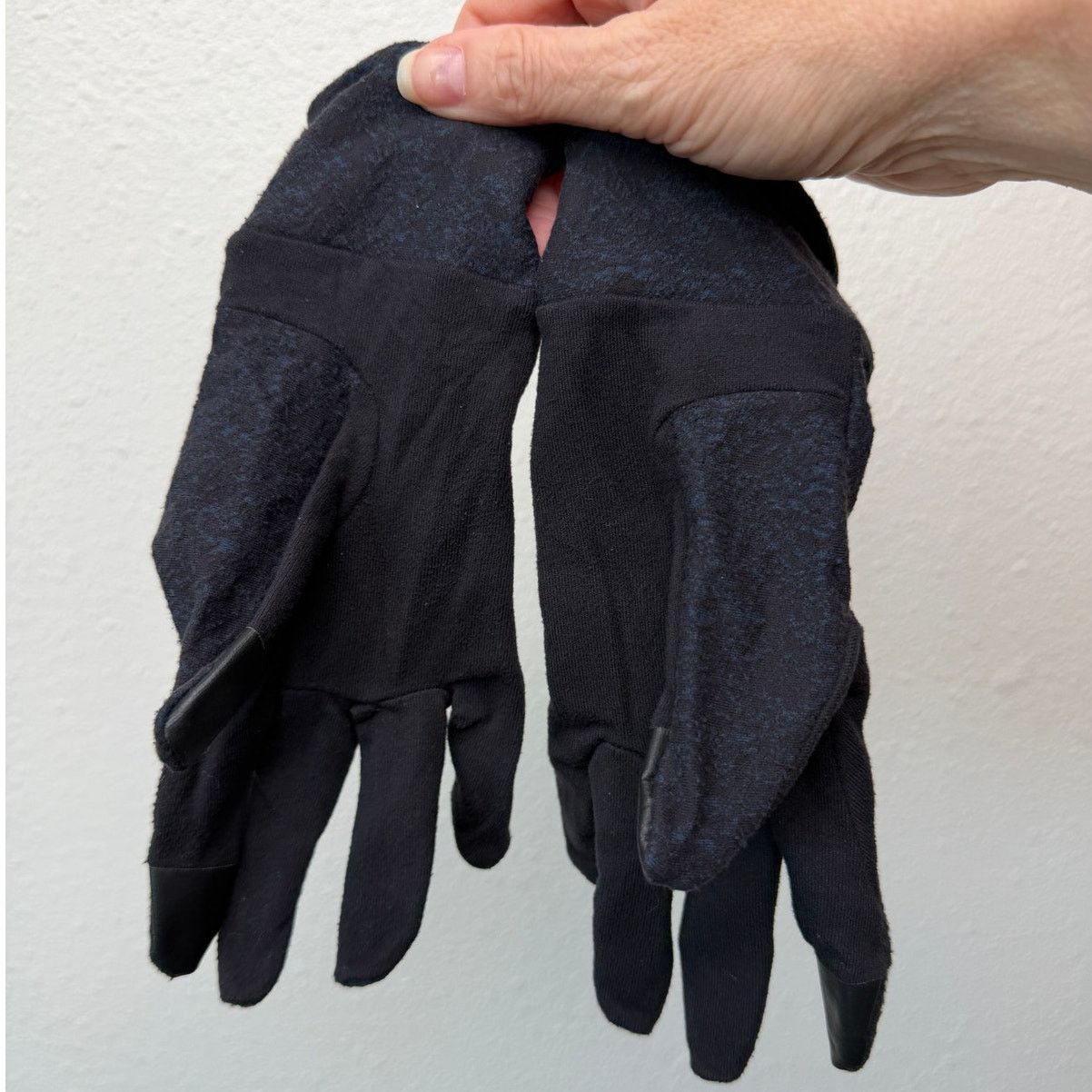 Lululemon Lululemon Cross Chill Run Gloves Teal Black XS/S Size ONE SIZE - 3 Thumbnail