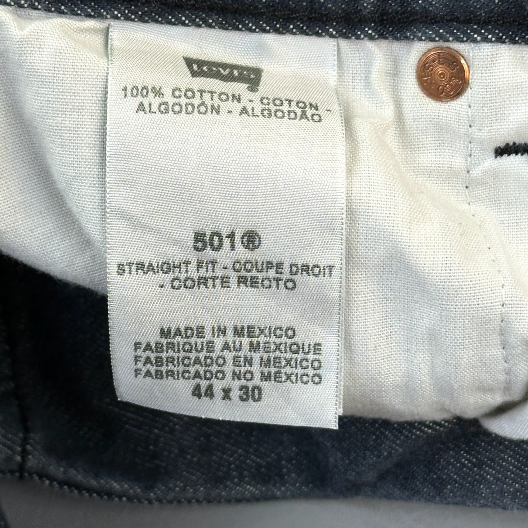 Levi's VINTAGE Levi's 501 Jeans Mens 44x30 Dark Wash Straight Fit Button Fly Casual Y2K Mens Denim Blue 80s Retro USA Jeans Size US 44 / EU 60 - 7 Thumbnail