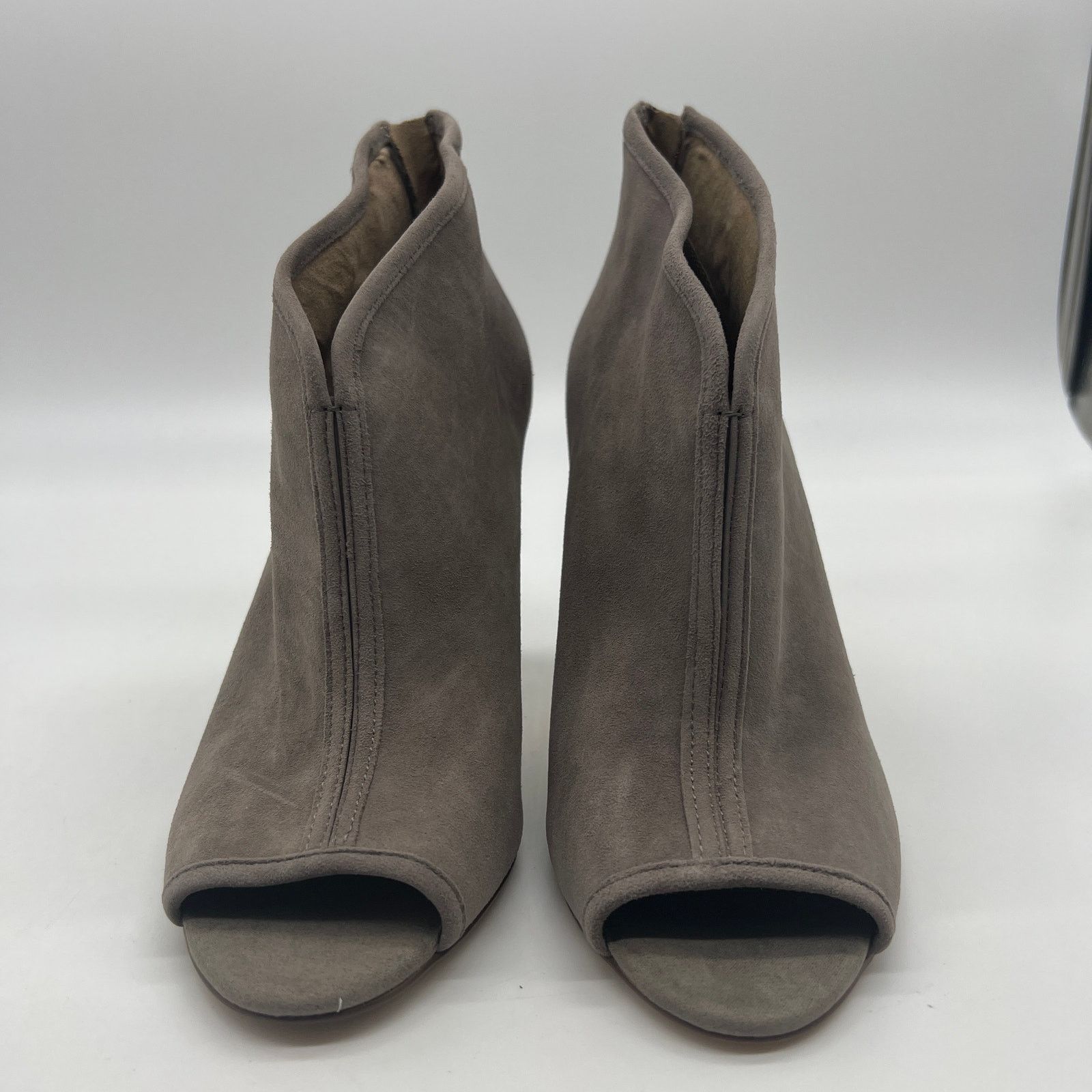 Other G.I.L.I. Peep Toe Zip Back Suede Booties Size 7 M Size US 7 / IT 37 - 7 Thumbnail