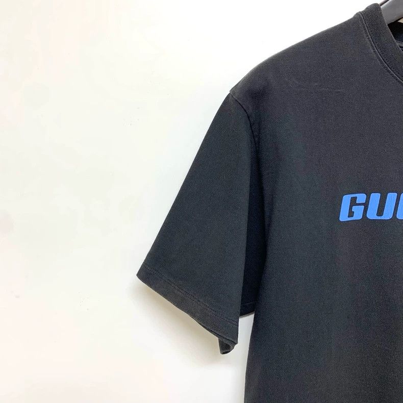 Gucci Gucci Black star embroidered T-shirt Size US L / EU 52-54 / 3 - 7 Thumbnail