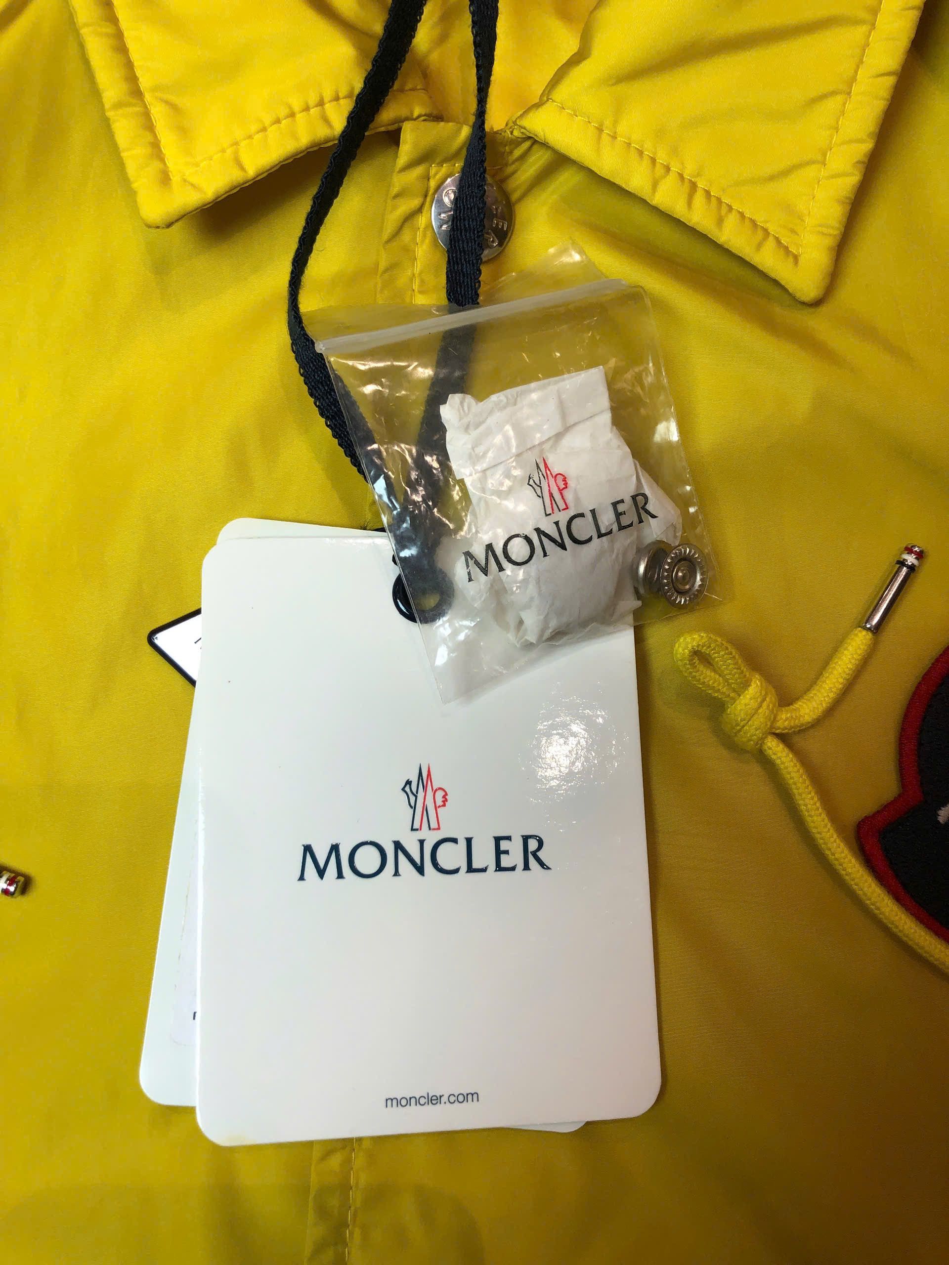 Moncler Moncler Hooded Windbreaker Size US L / EU 52-54 / 3 - 2 Thumbnail