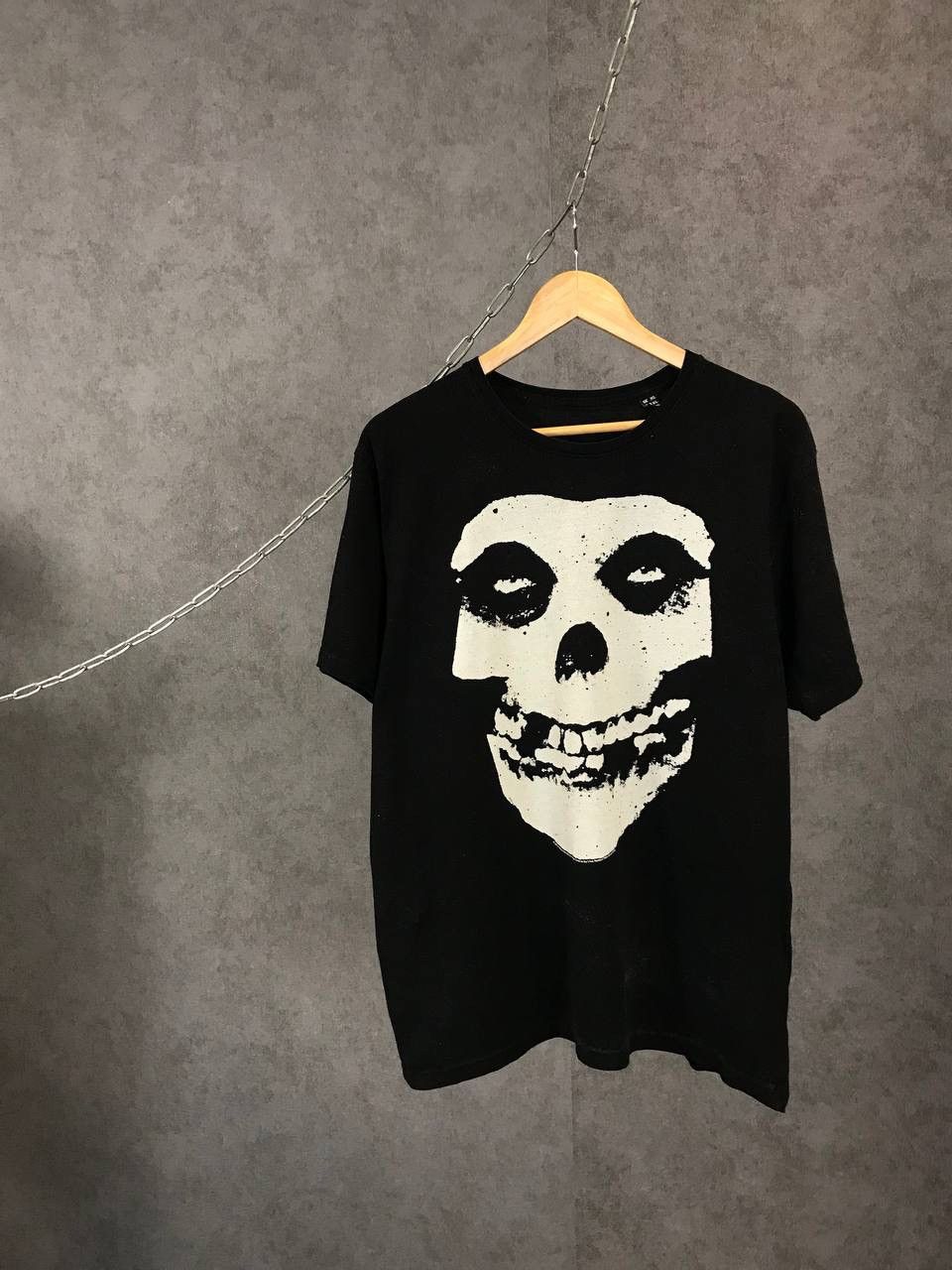Band Tees Misfits skull rock band tee Size US XL / EU 56 / 4 - 1 Thumbnail