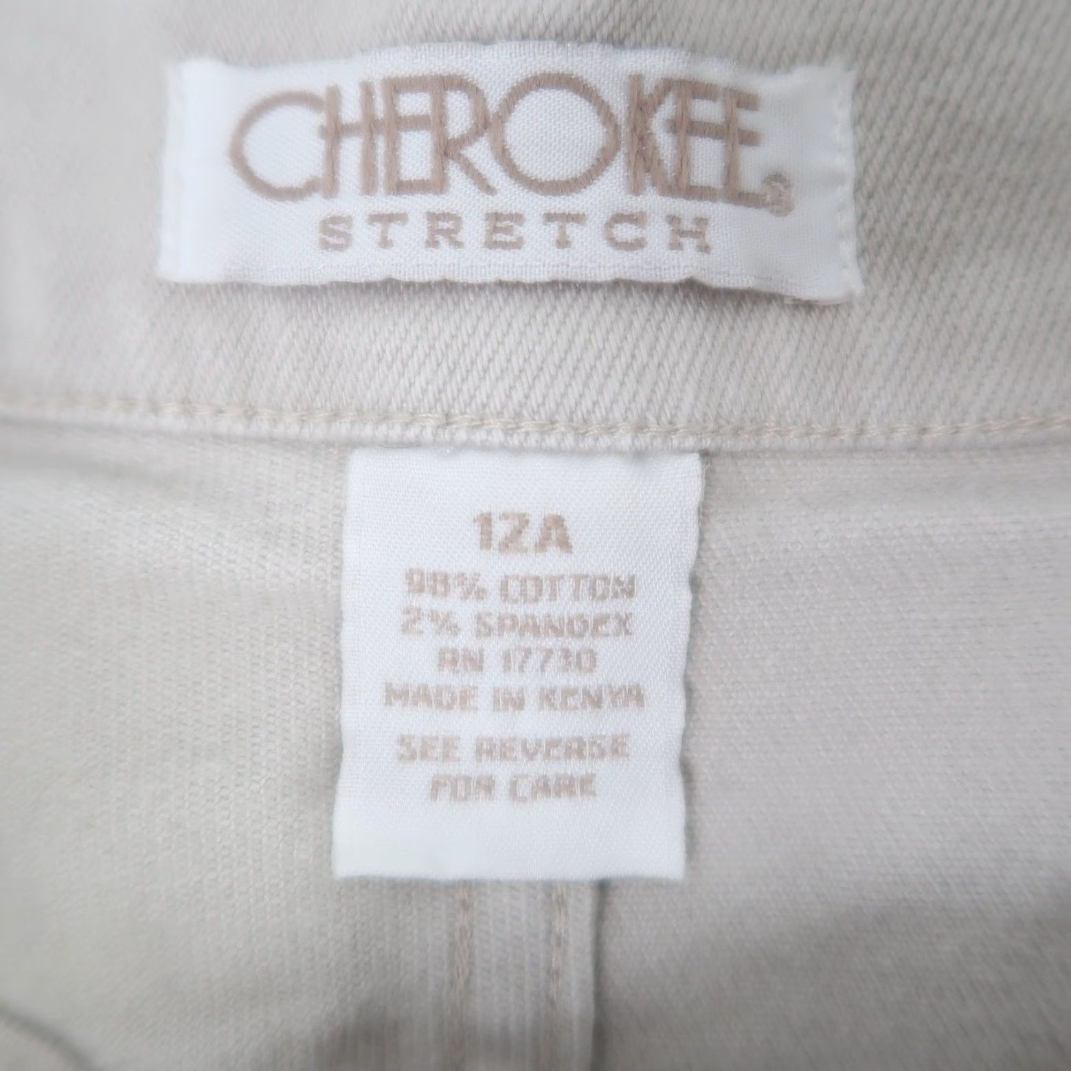Cherokee VINTAGE 90s Cherokee Denim Shorts Women High Rise Khaki Tan 30" Waist 12 Inseam 4.5" Casual Size 34" / US 12 / IT 48 - 3 Thumbnail