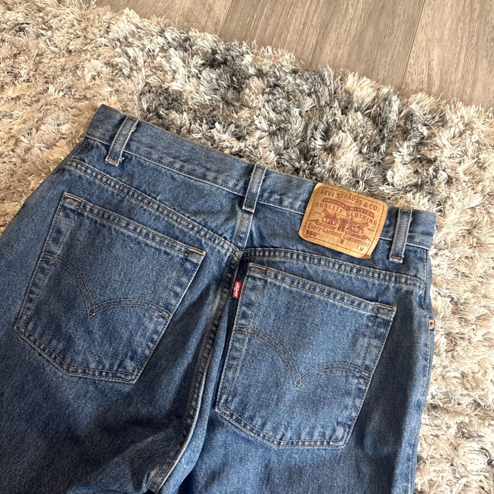 Levi's Vintage Levi’s 550 Jeans Men’s 30x30 Blue Denim 90’s Straight Fit Tapered Size Size US 30 / EU 46 - 2 Thumbnail