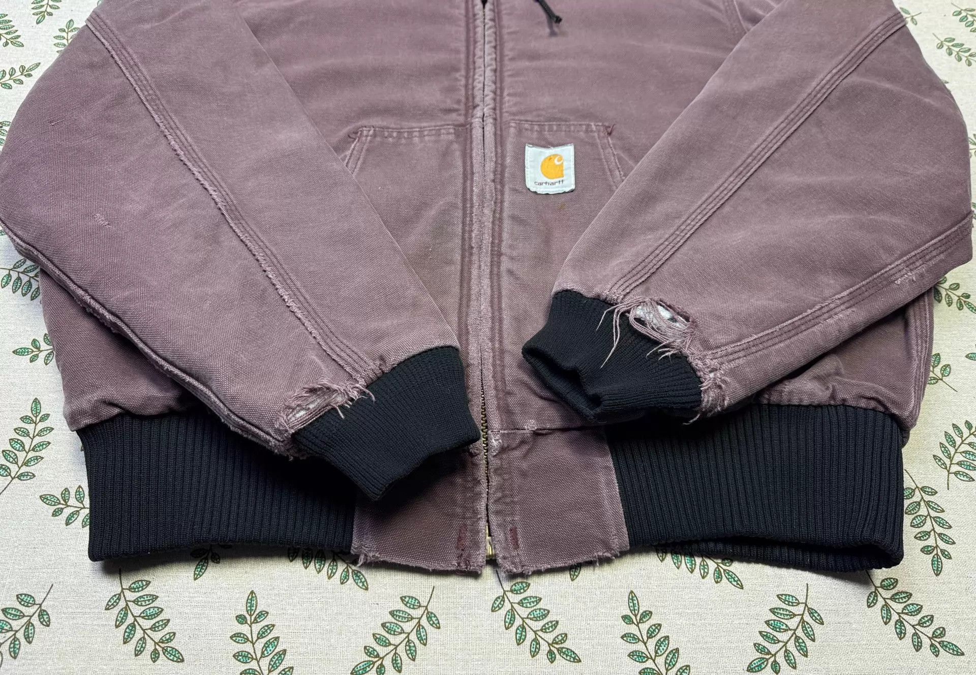 Carhartt Vintage Carhartt JQ1035 Main Line Dusty Rose Hooded Jacket L Size US L / EU 52-54 / 3 - 3 Thumbnail
