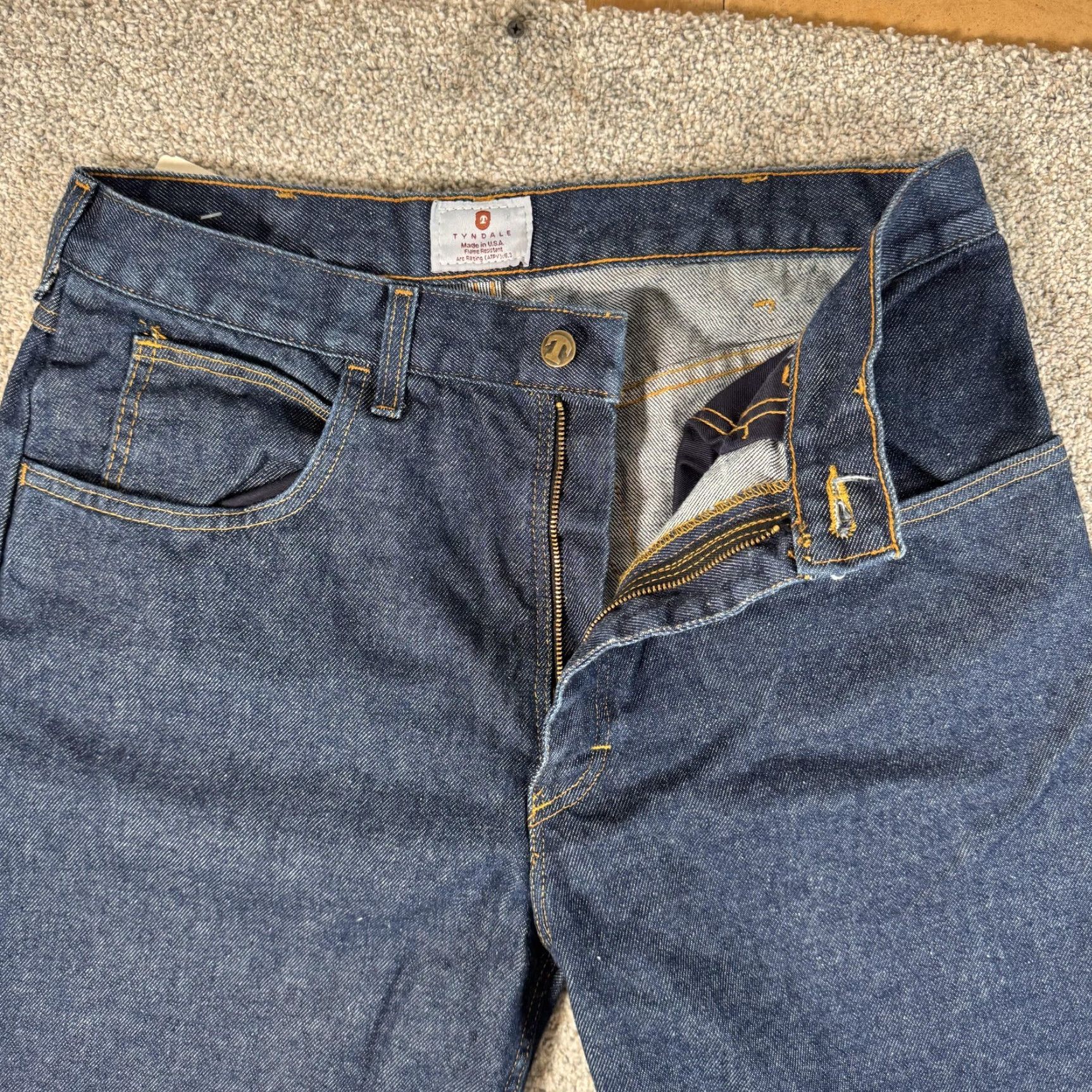 Vintage Tyndale Jeans Men 32x30 FR Flame-Resistant Blue Denim Indura I230T USA Zip Pockets 5-Pocket Mens Straight Jeans Size US 34 / EU 50 - 7 Thumbnail