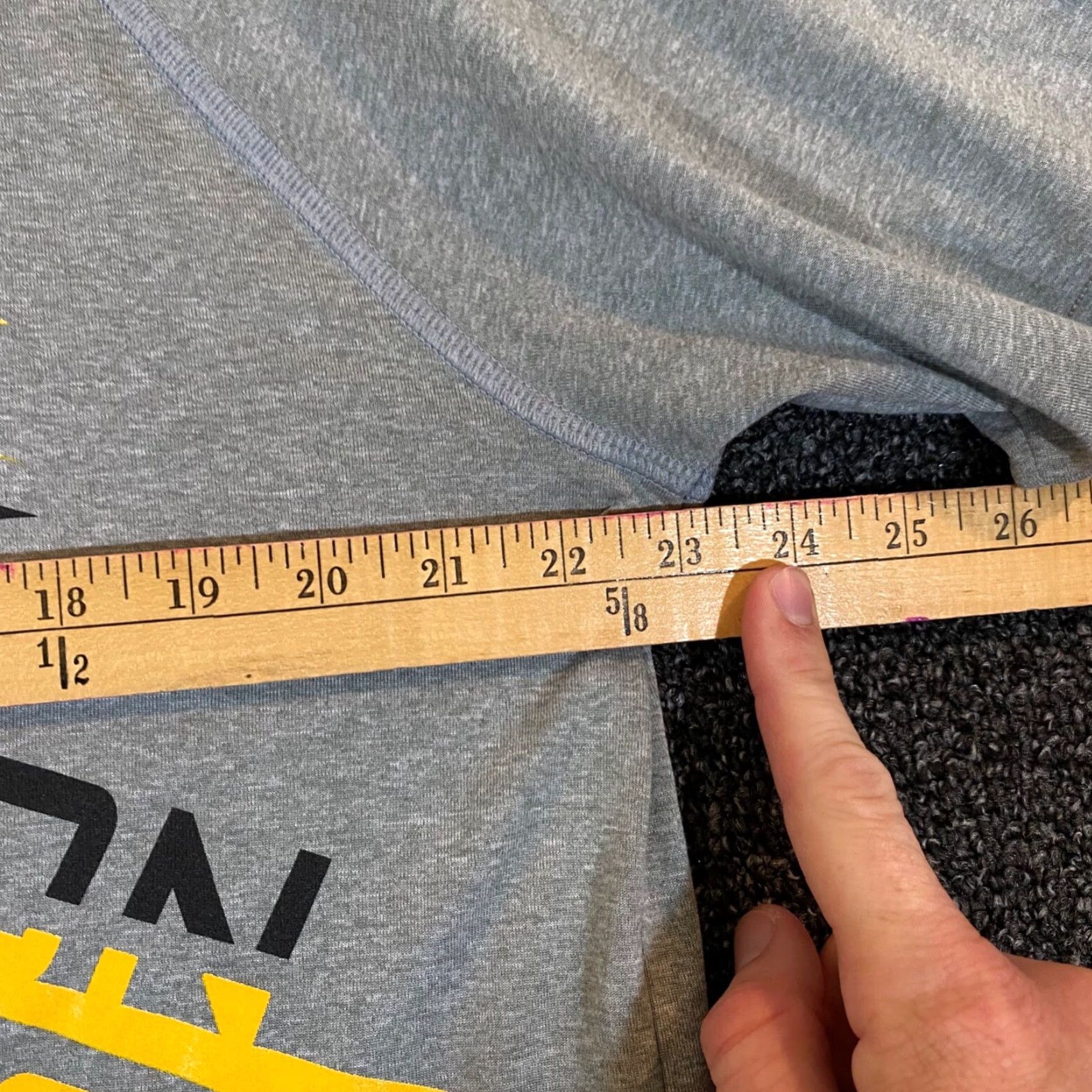 Under Armour Towson University Under Armour Shirt Mens Large Gray Tee S/S College Tigers Shirt T-Shirt University Tigers Mens Large Gray Under armour Tee Size US L / EU 52-54 / 3 - 5 Thumbnail