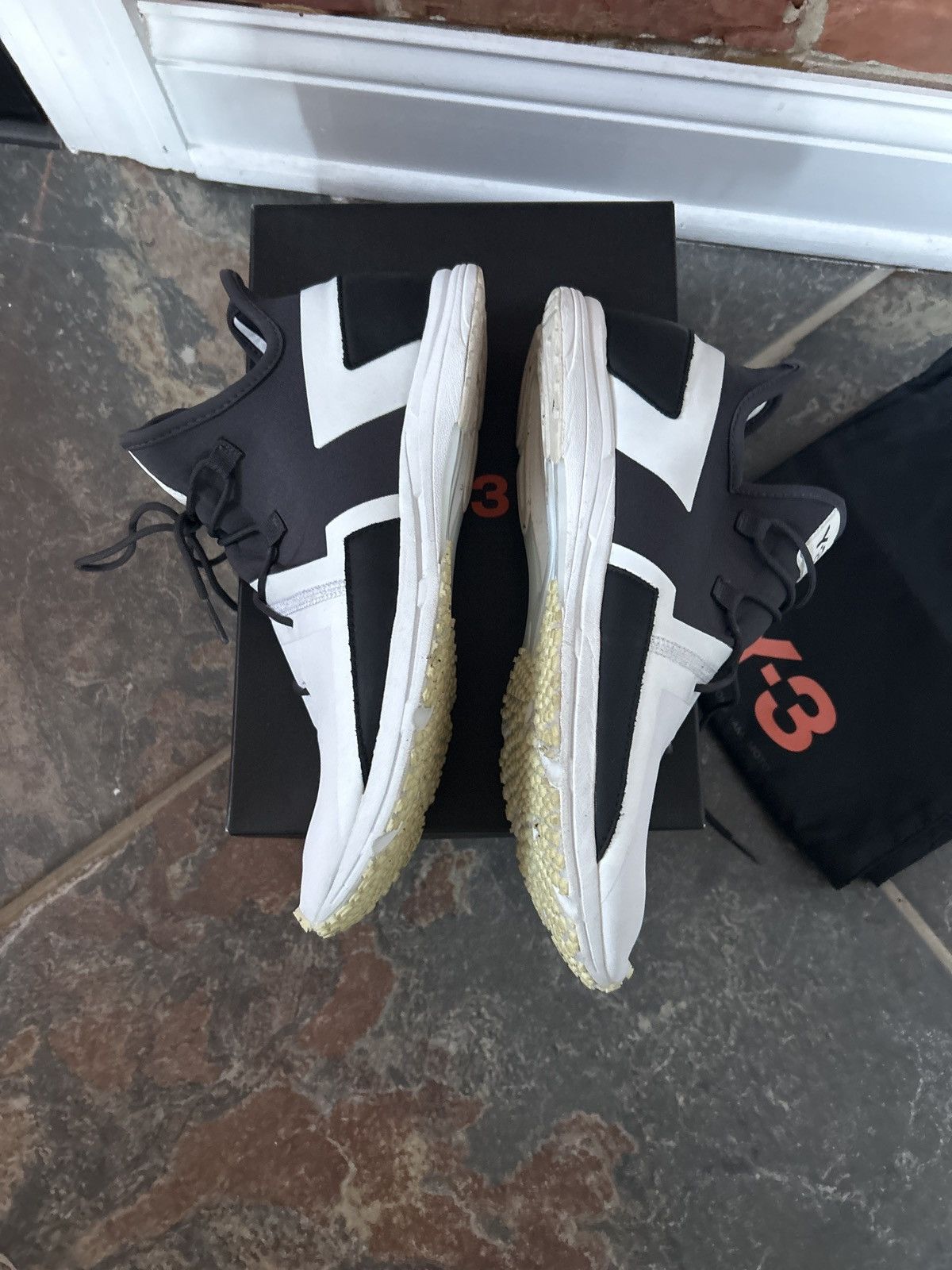 Y-3 Y-3 ARC RC Colorblock pattern black and white sneakers Size US 10 / EU 43 - 5 Thumbnail