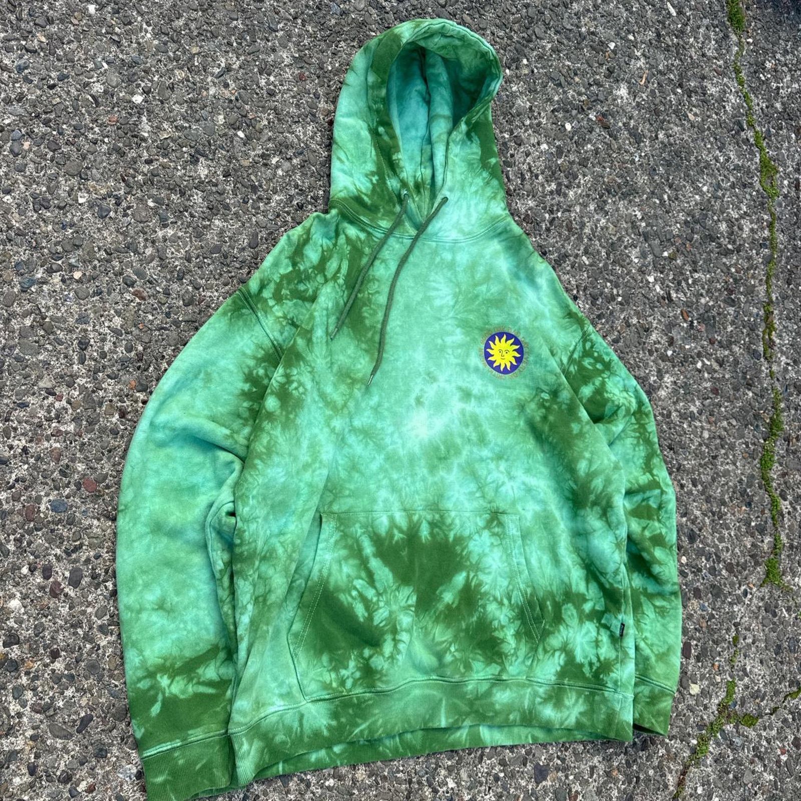 Vintage Critic Wear Green Tie Dye Sun Logo Hoodie Size US L / EU 52-54 / 3 - 2 Thumbnail