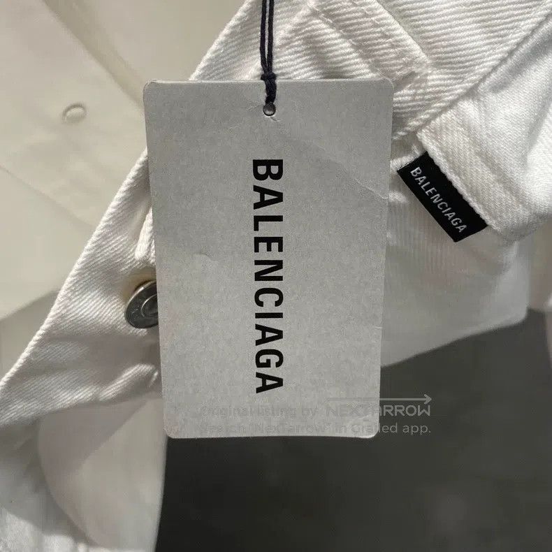 Balenciaga Balenciaga White embroidered pattern logo denim jacket Size US S / EU 44-46 / 1 - 3 Thumbnail