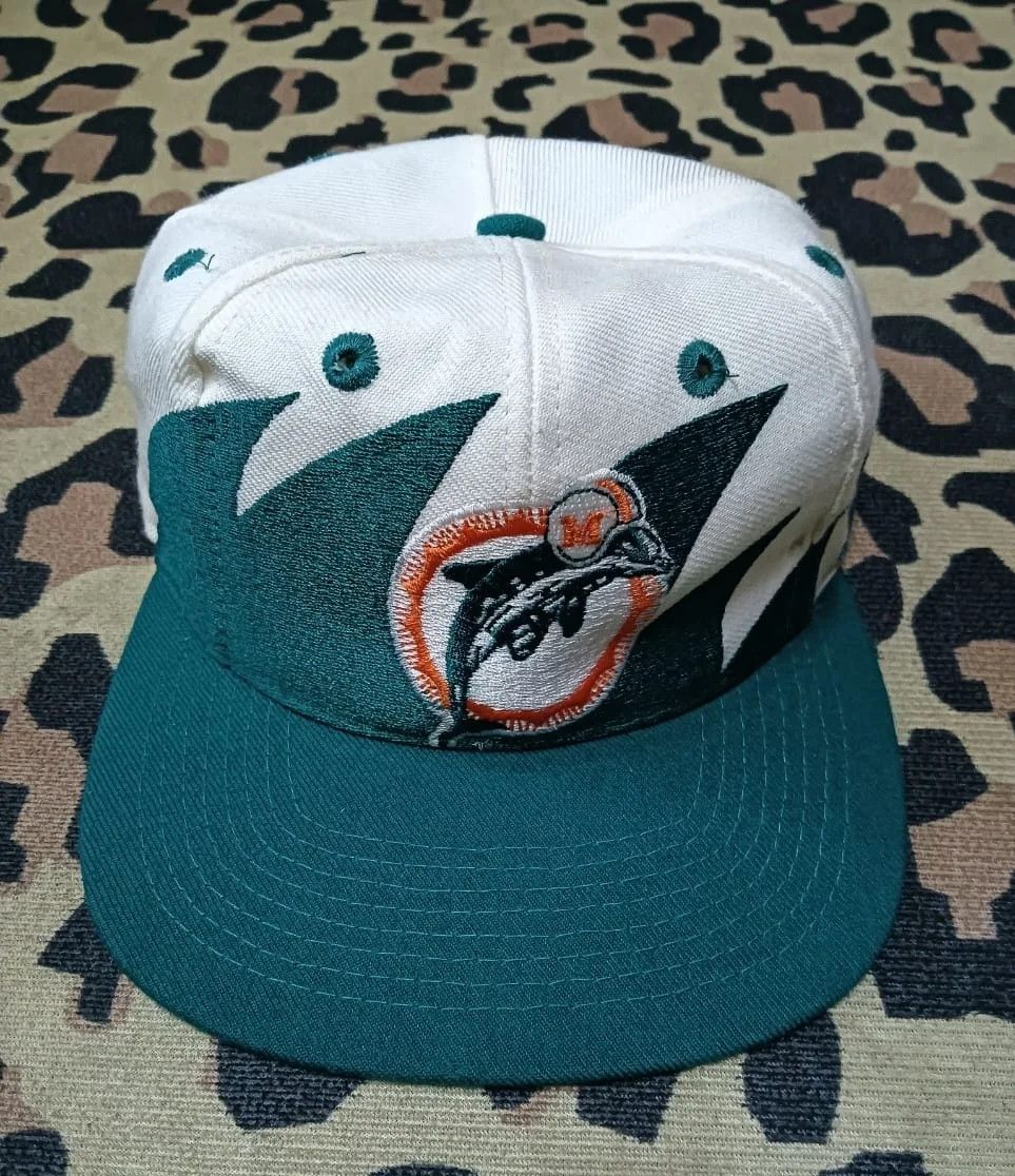 NFL × Vintage SNAPBACK NFL PRO LINE MIAMI DOLPHINS VINTAGE LOGO 7 Size ONE SIZE - 1 Thumbnail
