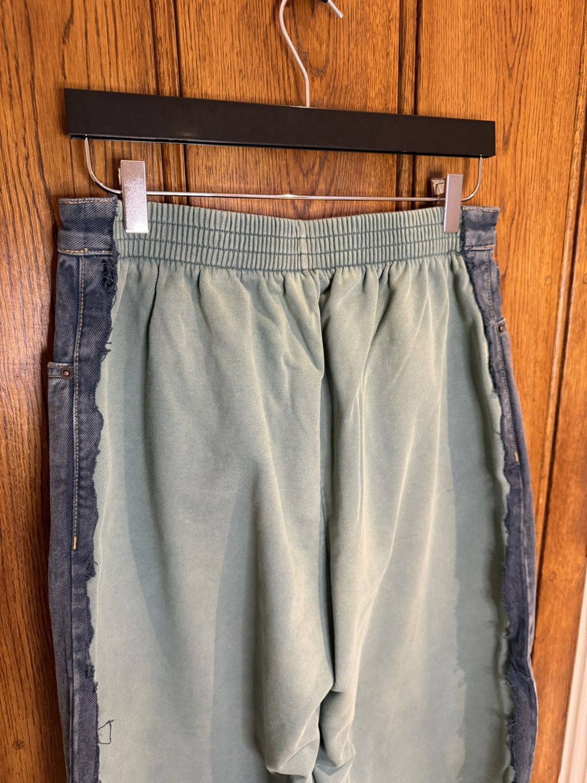 Balenciaga SS23 Balenciaga mud show hybrid baggy jeans joggers sweats Size US 32 / EU 48 - 19 Thumbnail