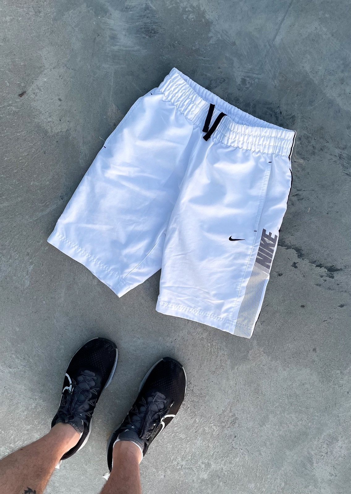 Nike Nike Nylon Drill Y2K Swoosh Embroidered Shorts Size US 30 / EU 46 - 1 Thumbnail