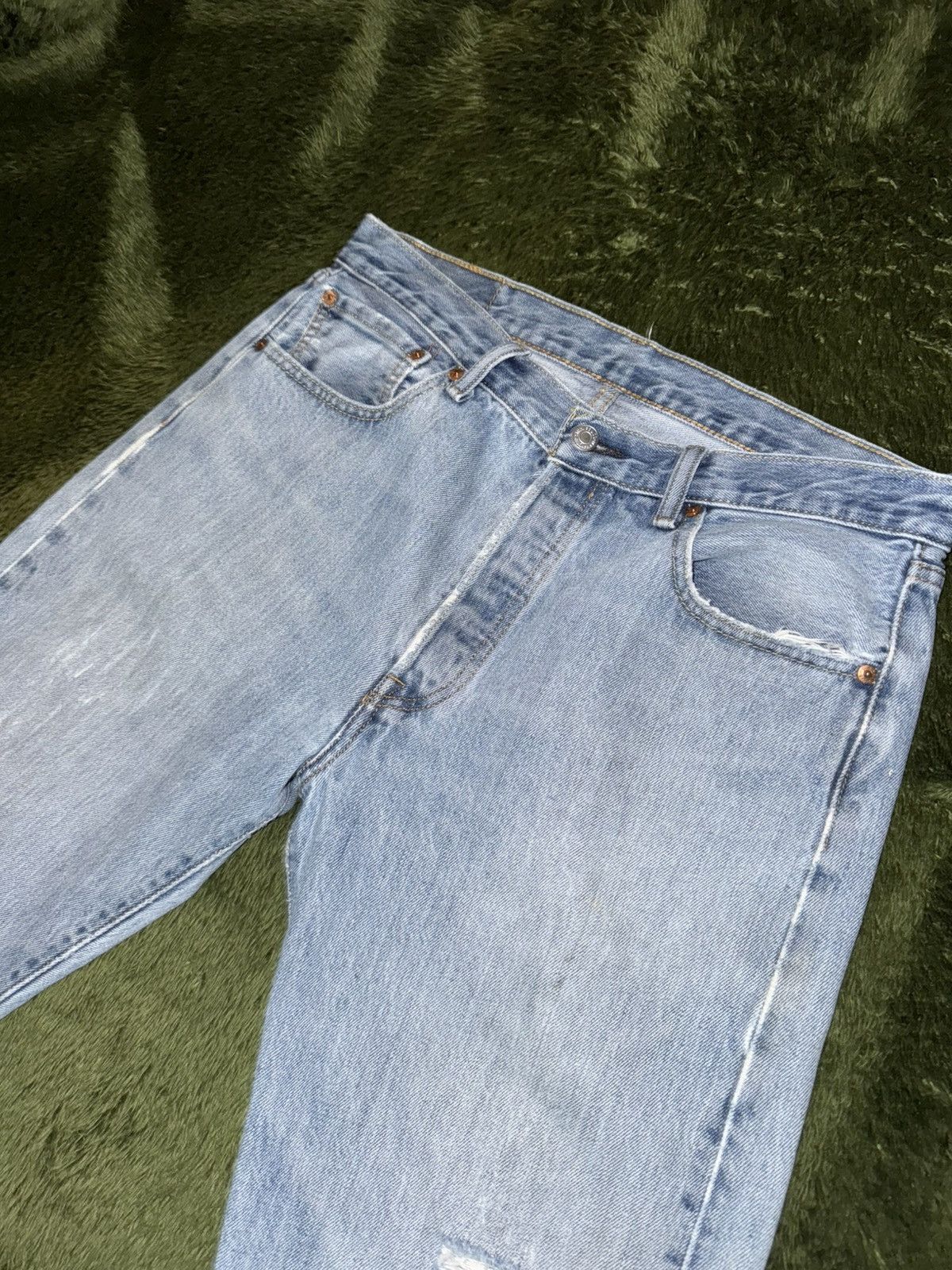 Levi's [W34/L32] Levis 501 Distressed Vintage Wash Denim Pants Size US 34 / EU 50 - 2 Thumbnail