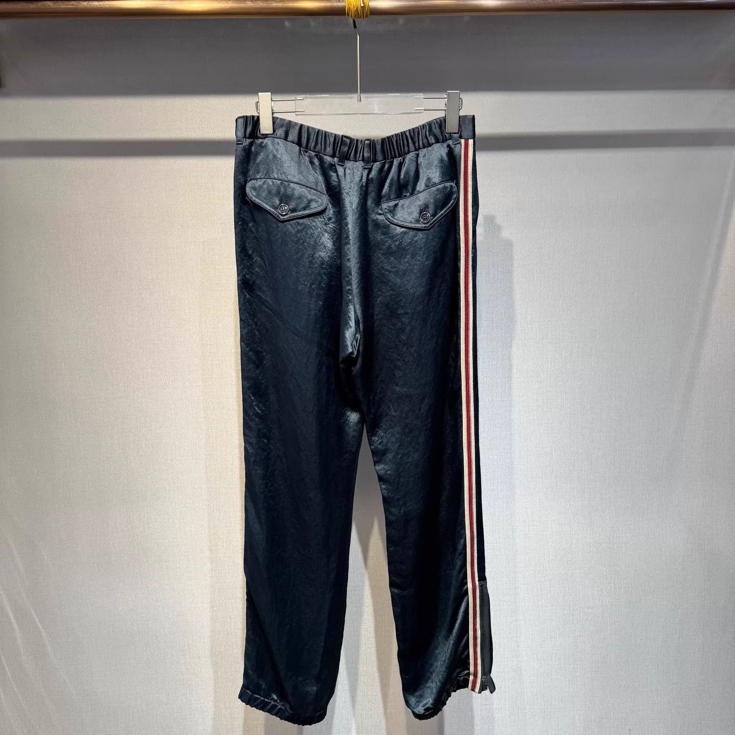 Gucci Gucci Gray Side Stripe Track Pants 46 NWT Size US 30 / EU 46 - 2 Thumbnail