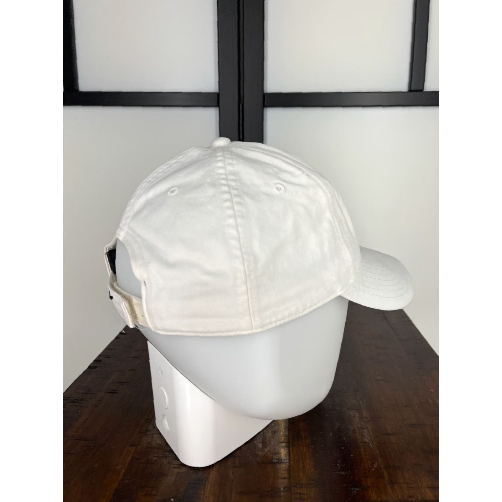 Nike Nike Hat Cap Strap Back Adult One Size White Just Do It Embroidered 100% Cotton Size ONE SIZE - 7 Thumbnail