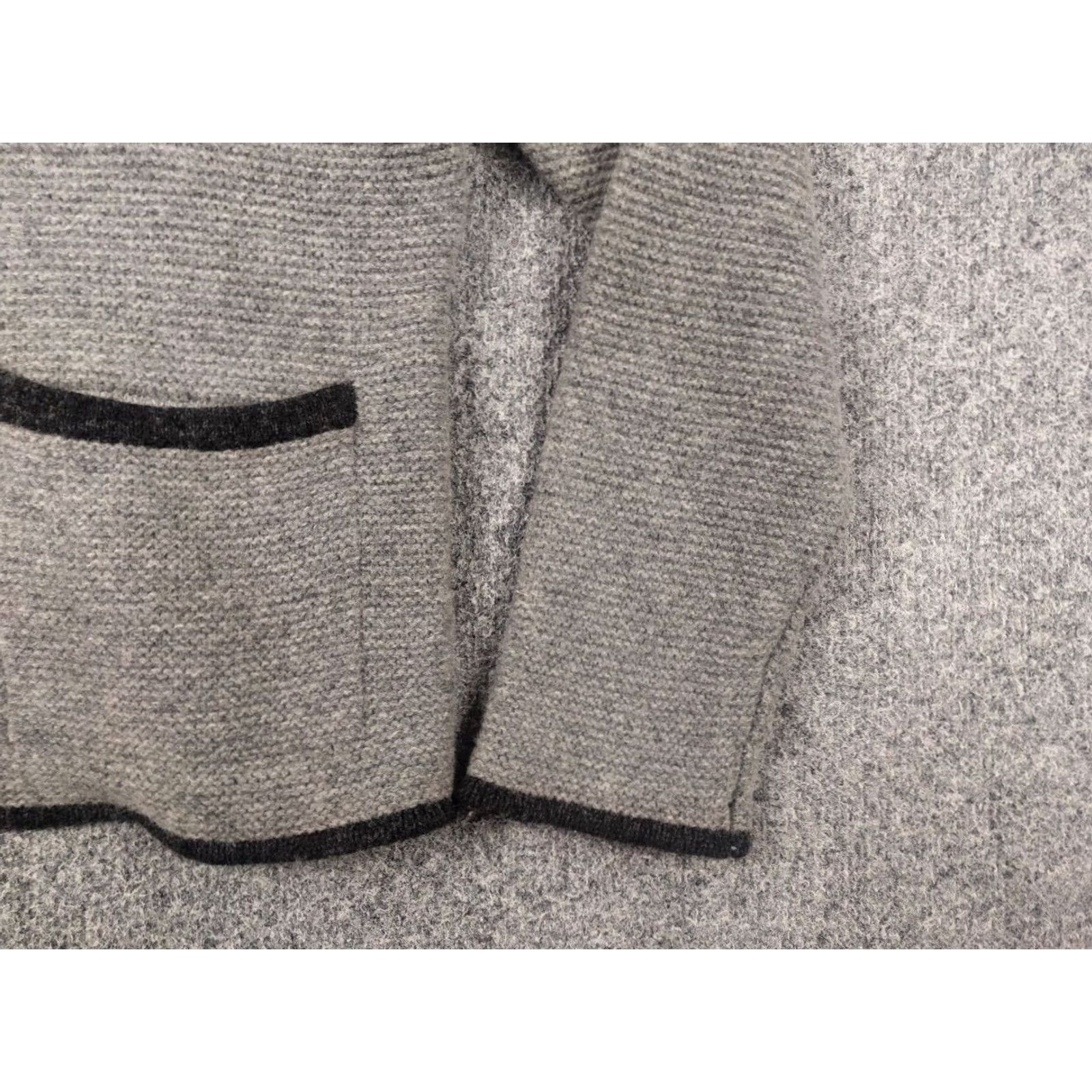 Logo 7 VINTAGE Krüger Dirndl Cardigan Wool Gray with Pockets Logo Men L Knit 90s Designer Size US L / EU 52-54 / 3 - 3 Thumbnail