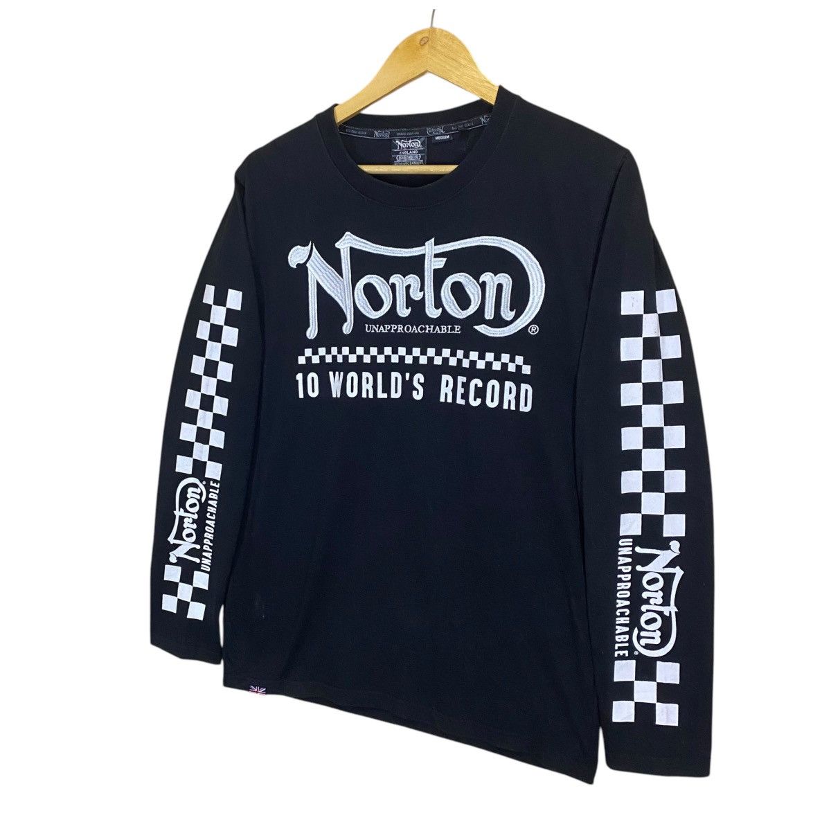 Norton Norton England Unapproachable Longsleeve Tee Size US S / EU 44-46 / 1 - 3 Thumbnail