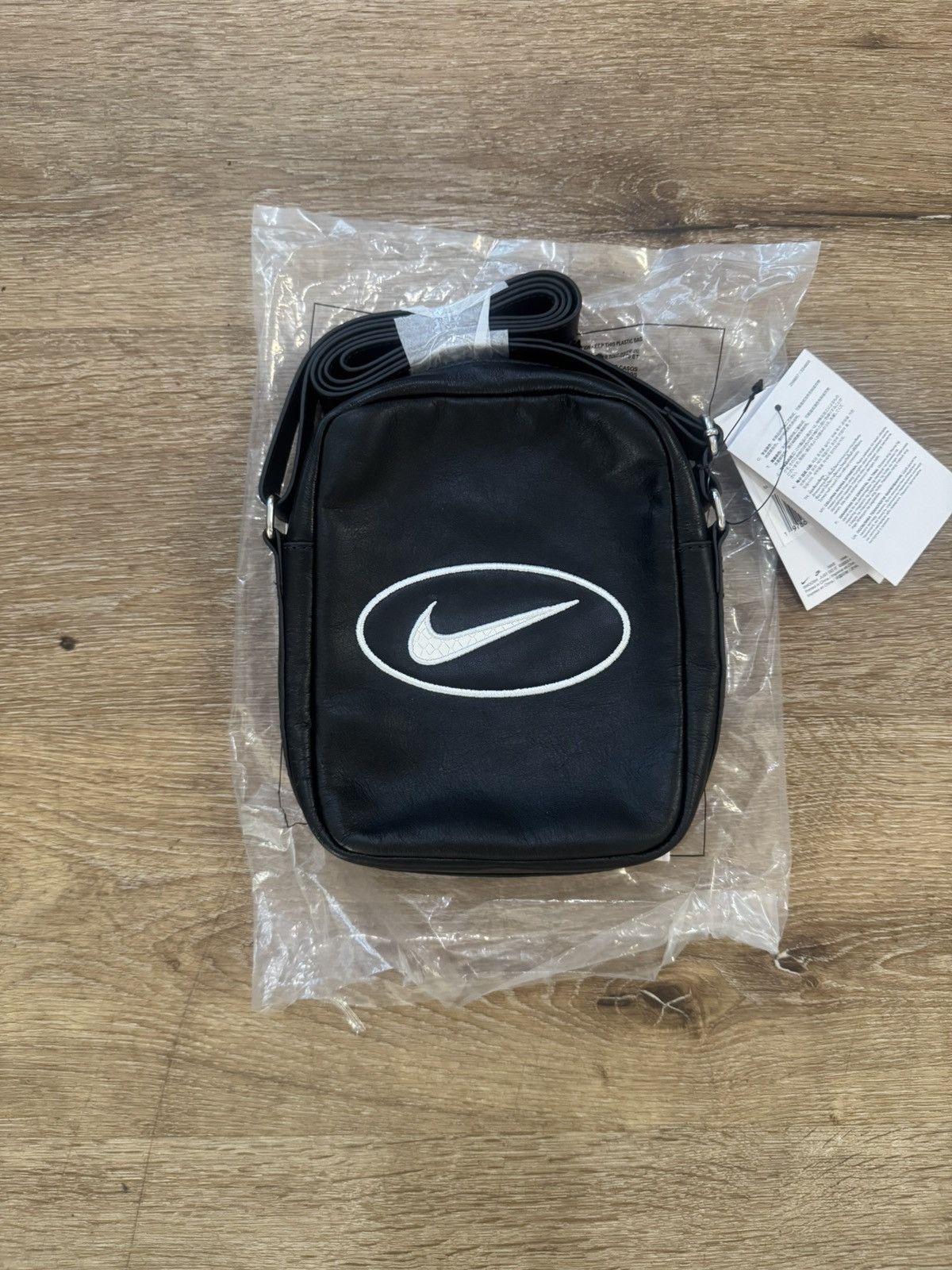 Nike × Supreme Supreme x Nike Leather Shoulder Bag | Grailed