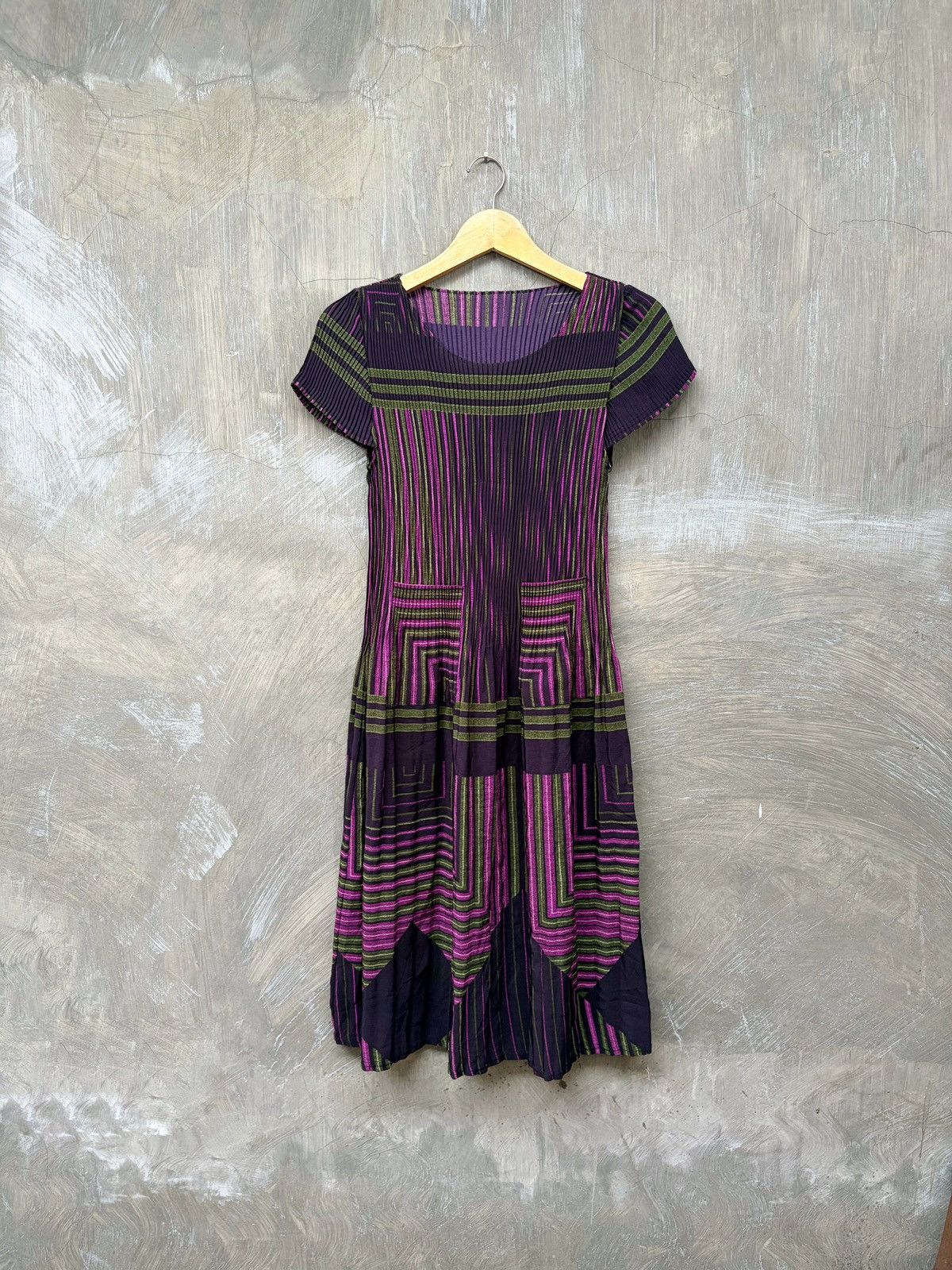 Japanese Brand Unknown Women Pleats Dress Issey Miyake Pleats Please Style Size M / US 6-8 / IT 42-44 - 1 Thumbnail