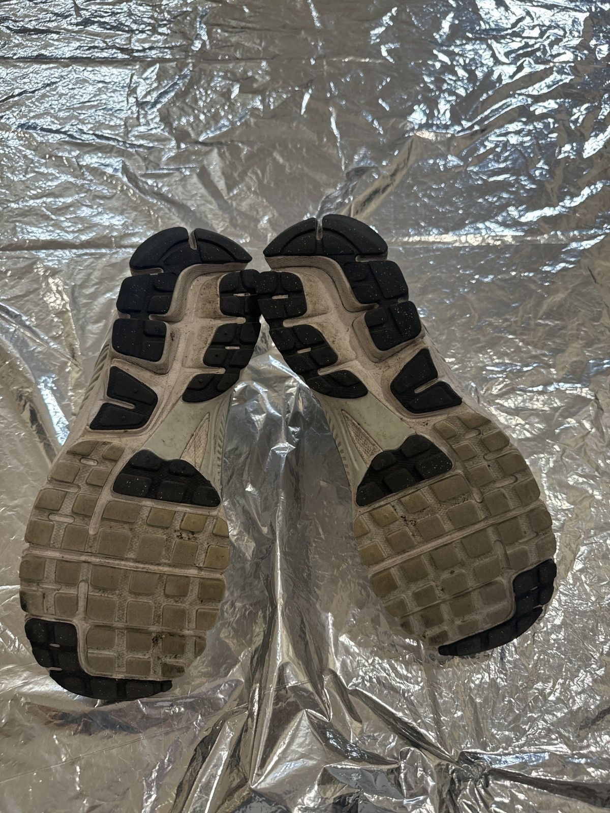Nike Nike Vomero 5 Size US 9.5 / EU 42-43 - 5 Thumbnail