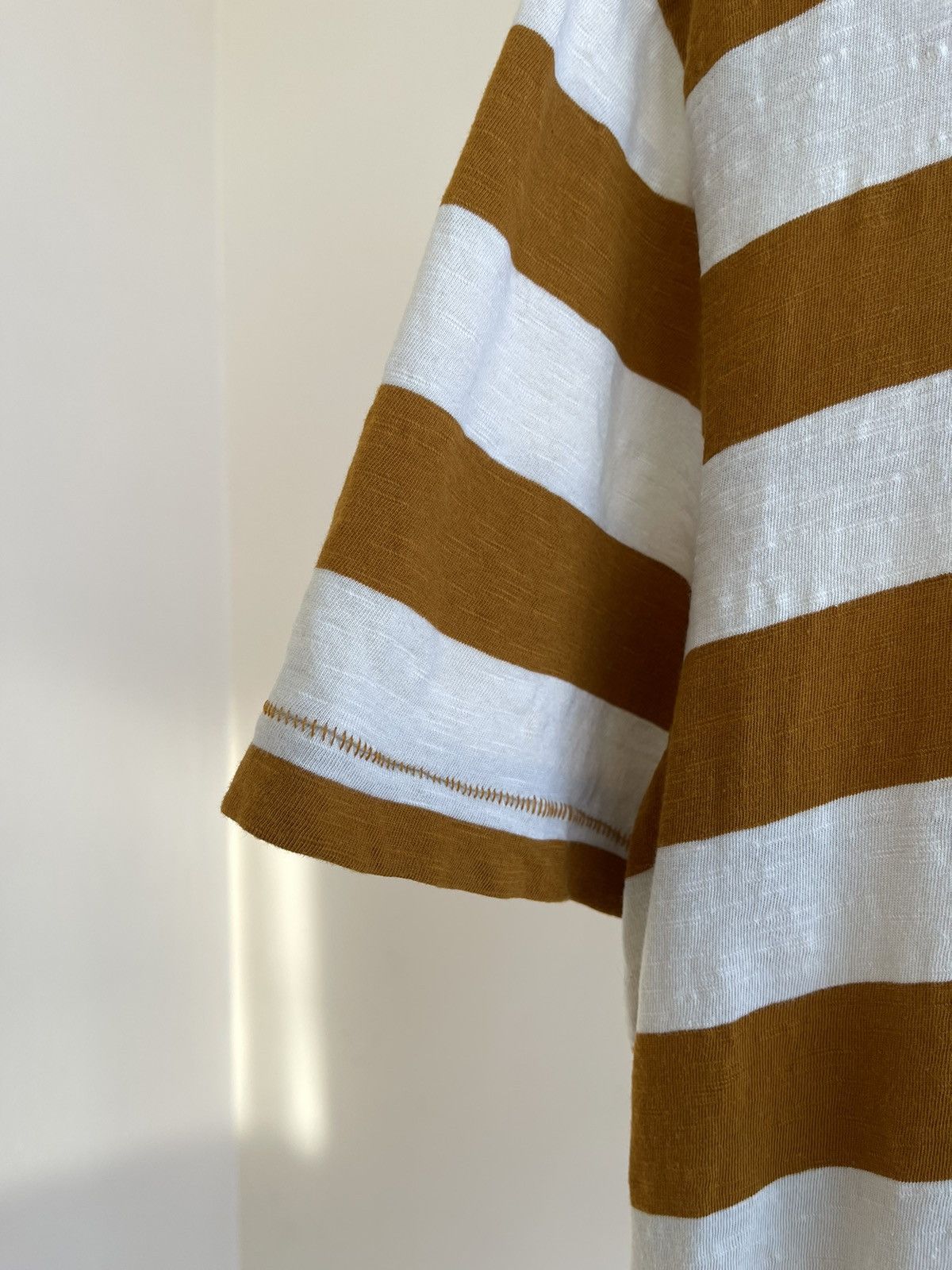 Nudie Jeans Nudie Jeans Roy Stripe Slub Amber Striped Crewneck T-Shirt Size US XL / EU 56 / 4 - 6 Thumbnail