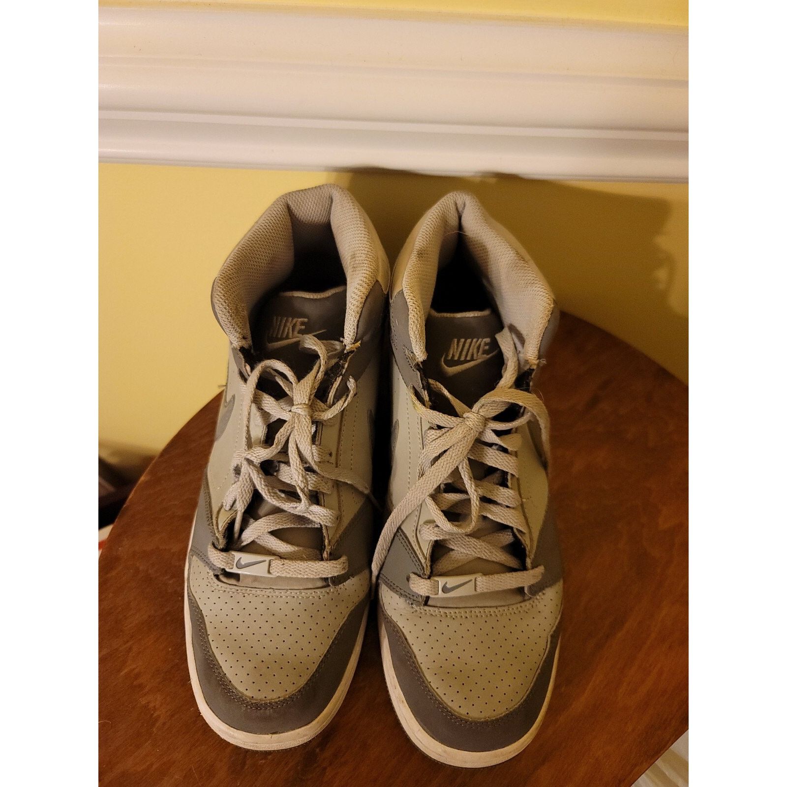 Nike 2012 Nike Prestige IV High Top Shoes 584614-021 Men's Size 8 Size US 8 / EU 41 - 3 Thumbnail