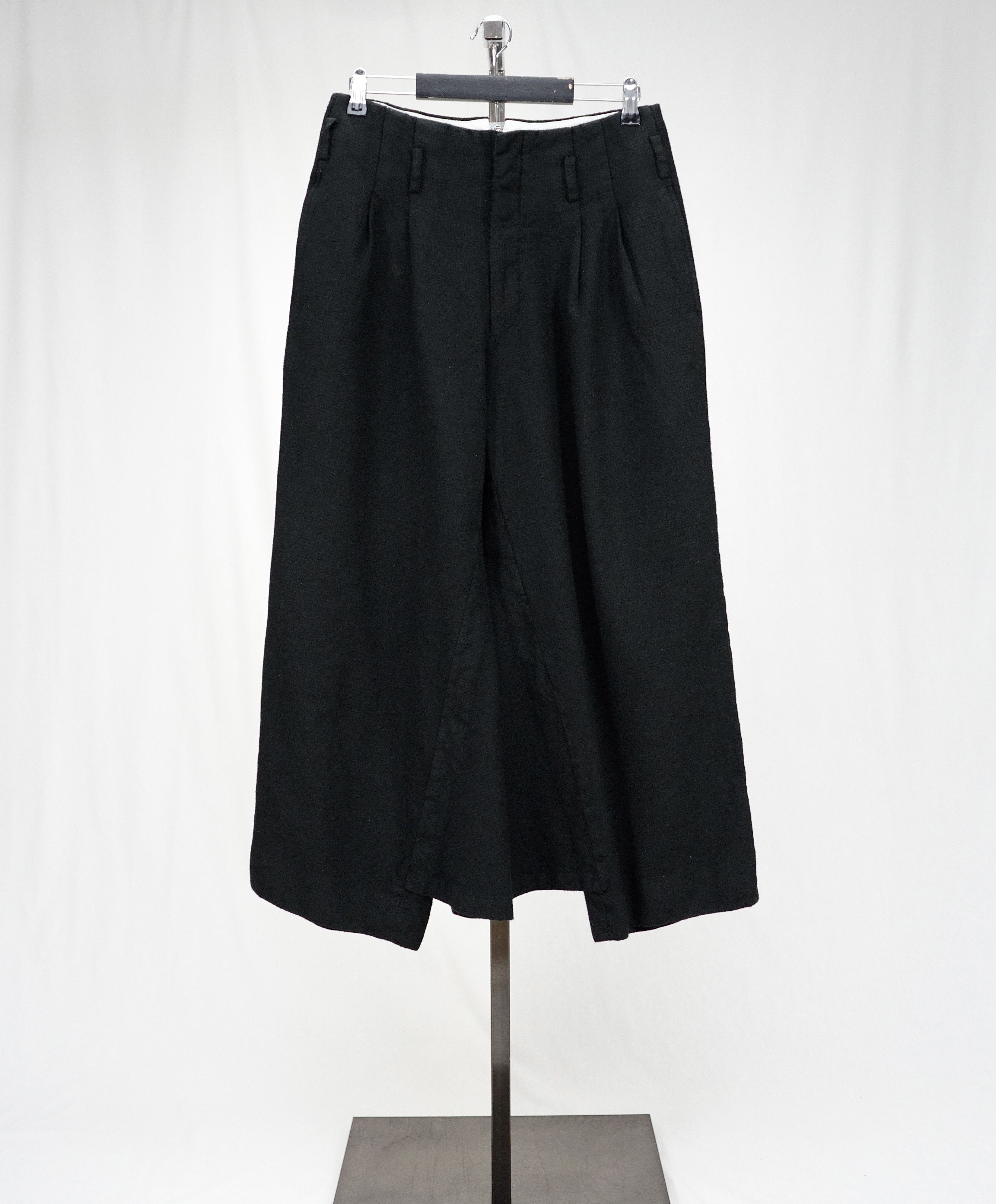 image of Comme Des Garcons F/w 2006 Wide Skirt-Pants in Black, Men's (Size 30)