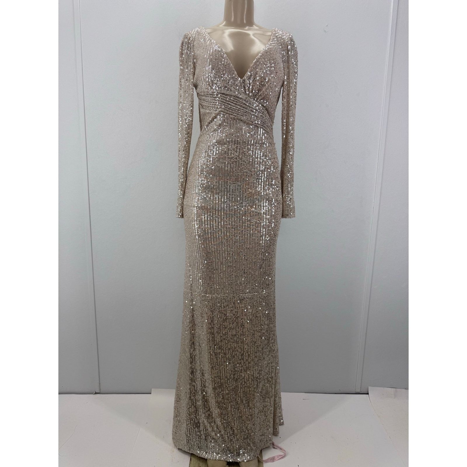 Mac Duggal Mac Duggal Silver Sequin Ruched Long Sleeve Column Gown US 4 Size S / US 4 / IT 40 - 3 Thumbnail