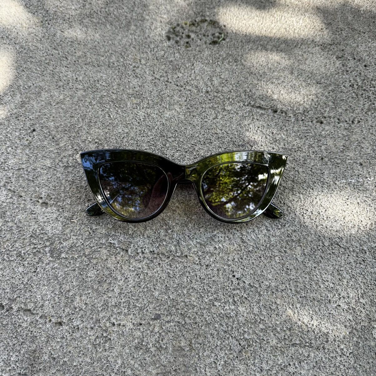 Other Y2K Unisex Sunglasses Retro Fashion Shades KD18004-01 Size ONE SIZE - 1 Thumbnail