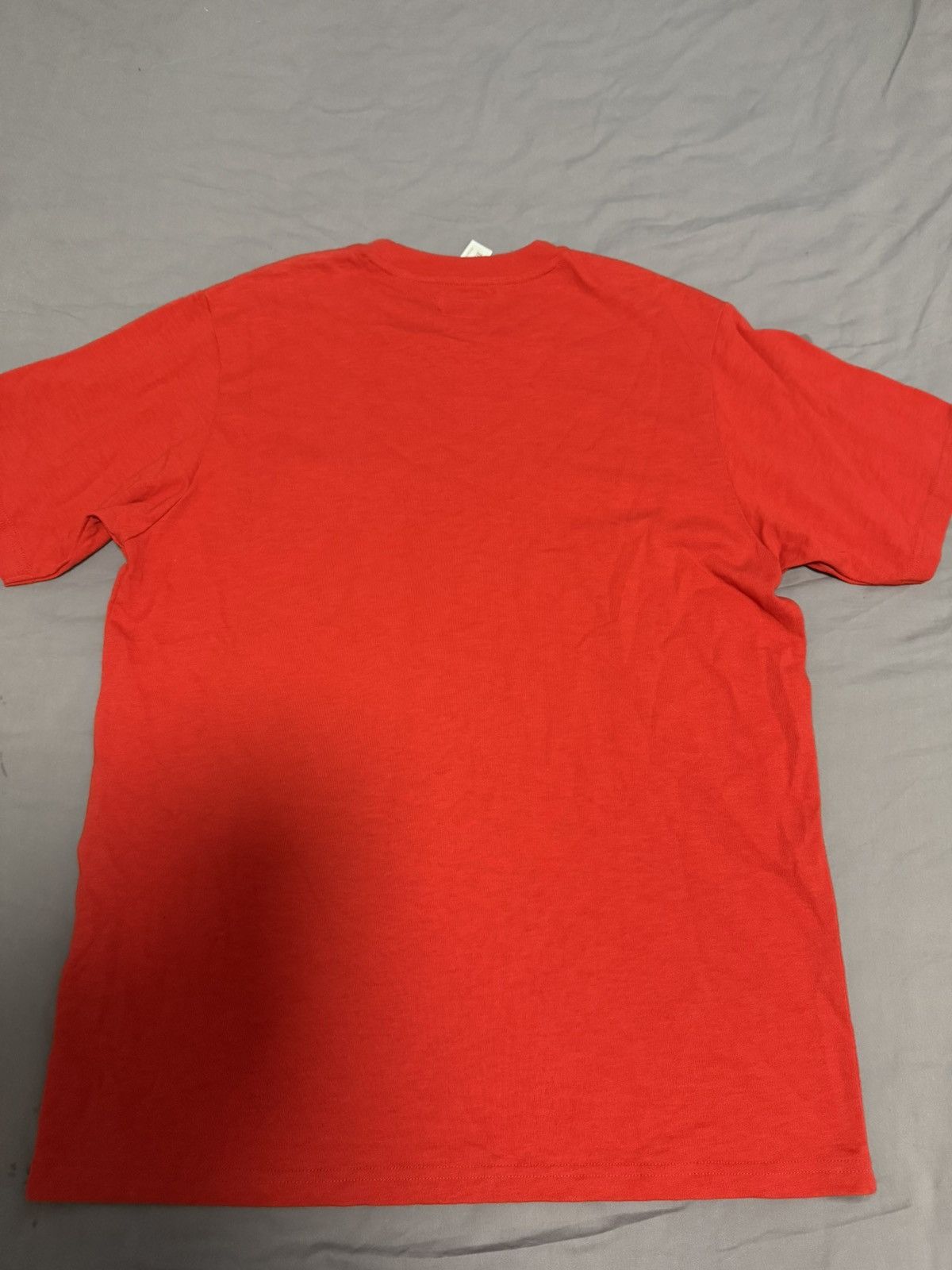 Supreme Supreme ss18 red pocket tee T-shirt Size US L / EU 52-54 / 3 - 4 Thumbnail